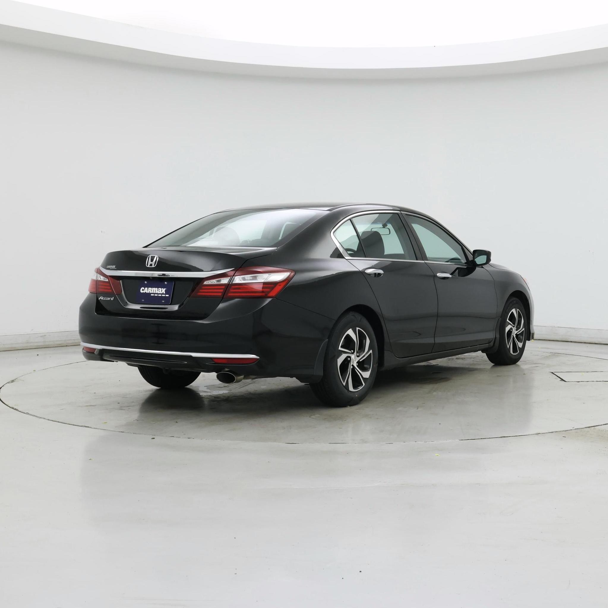 Thumbnail: 2016 Honda Accord - 8