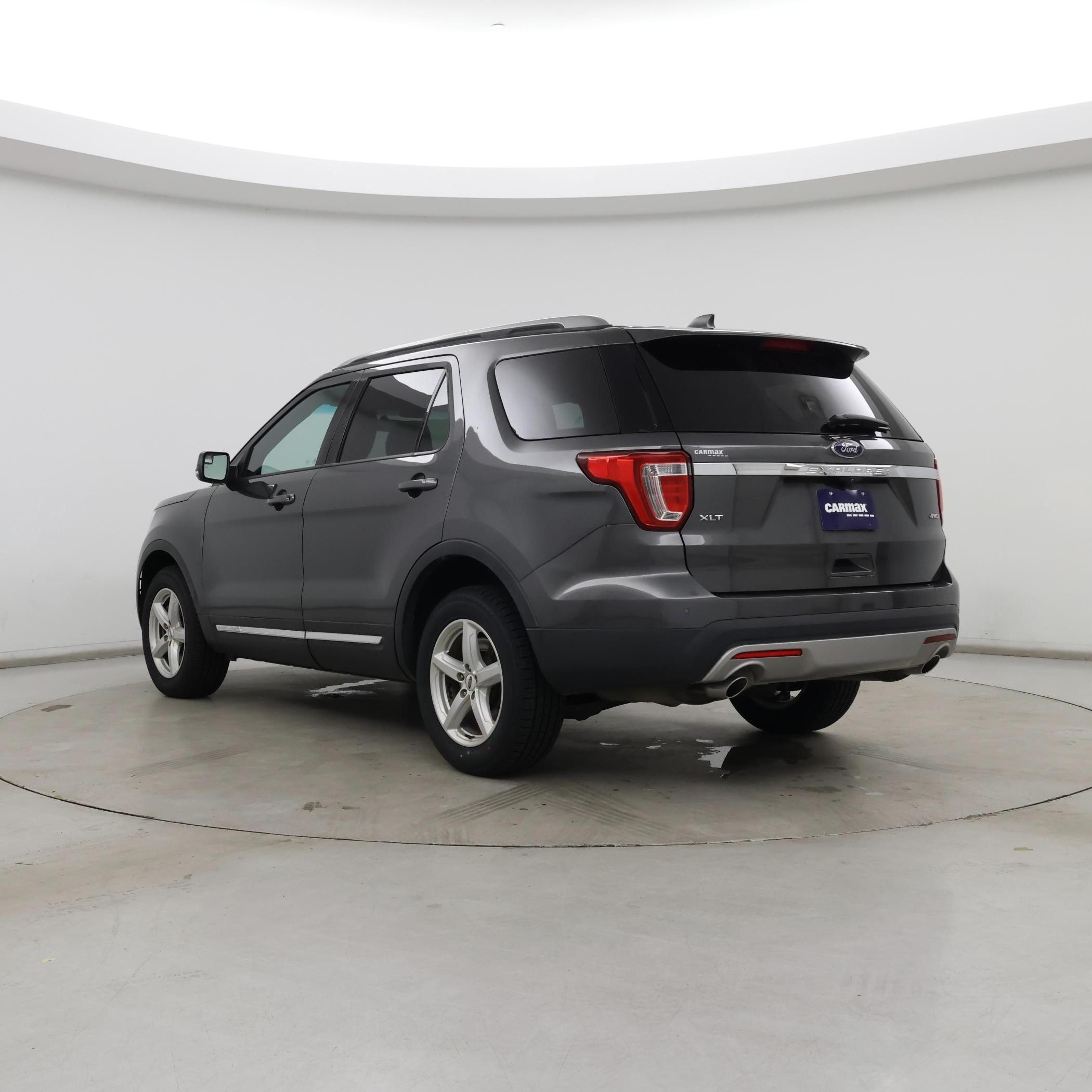 Thumbnail: 2017 Ford Explorer - 2