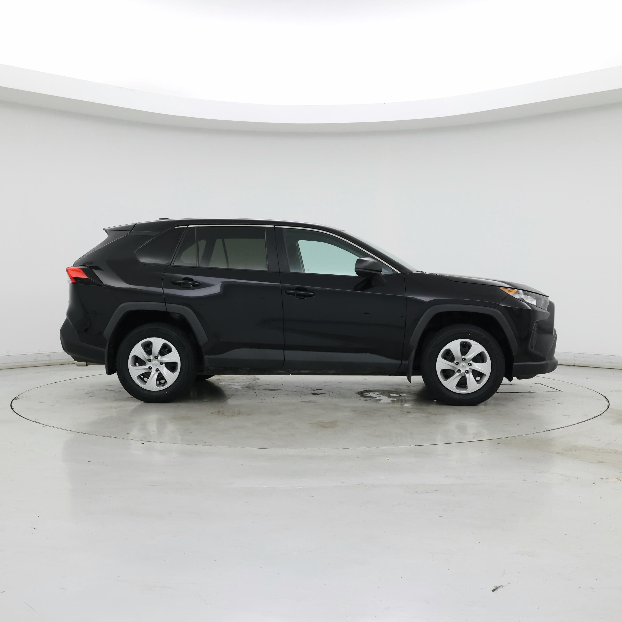 Thumbnail: 2022 Toyota RAV4 - 7
