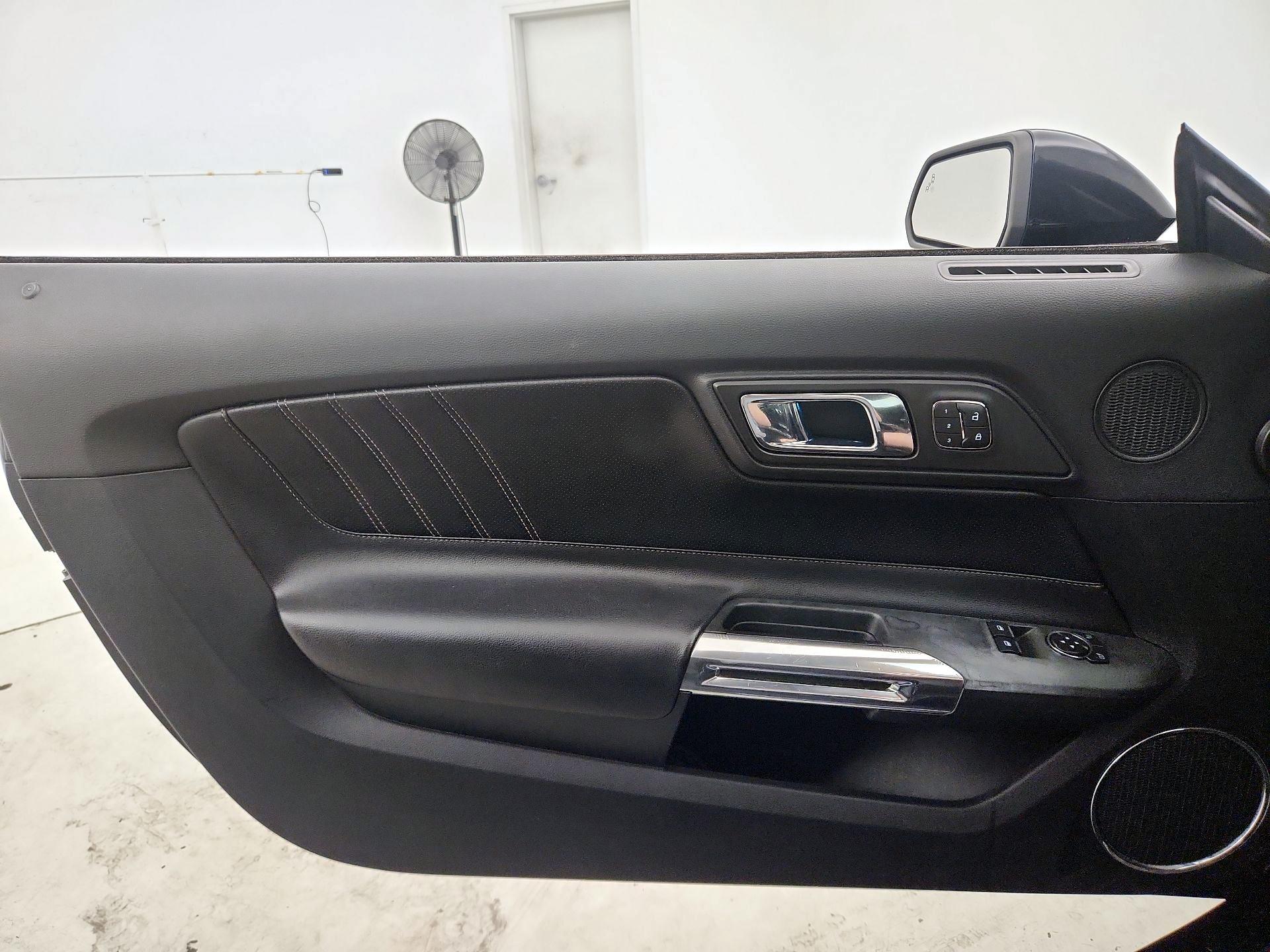 Thumbnail: 2016 Ford Mustang - 12