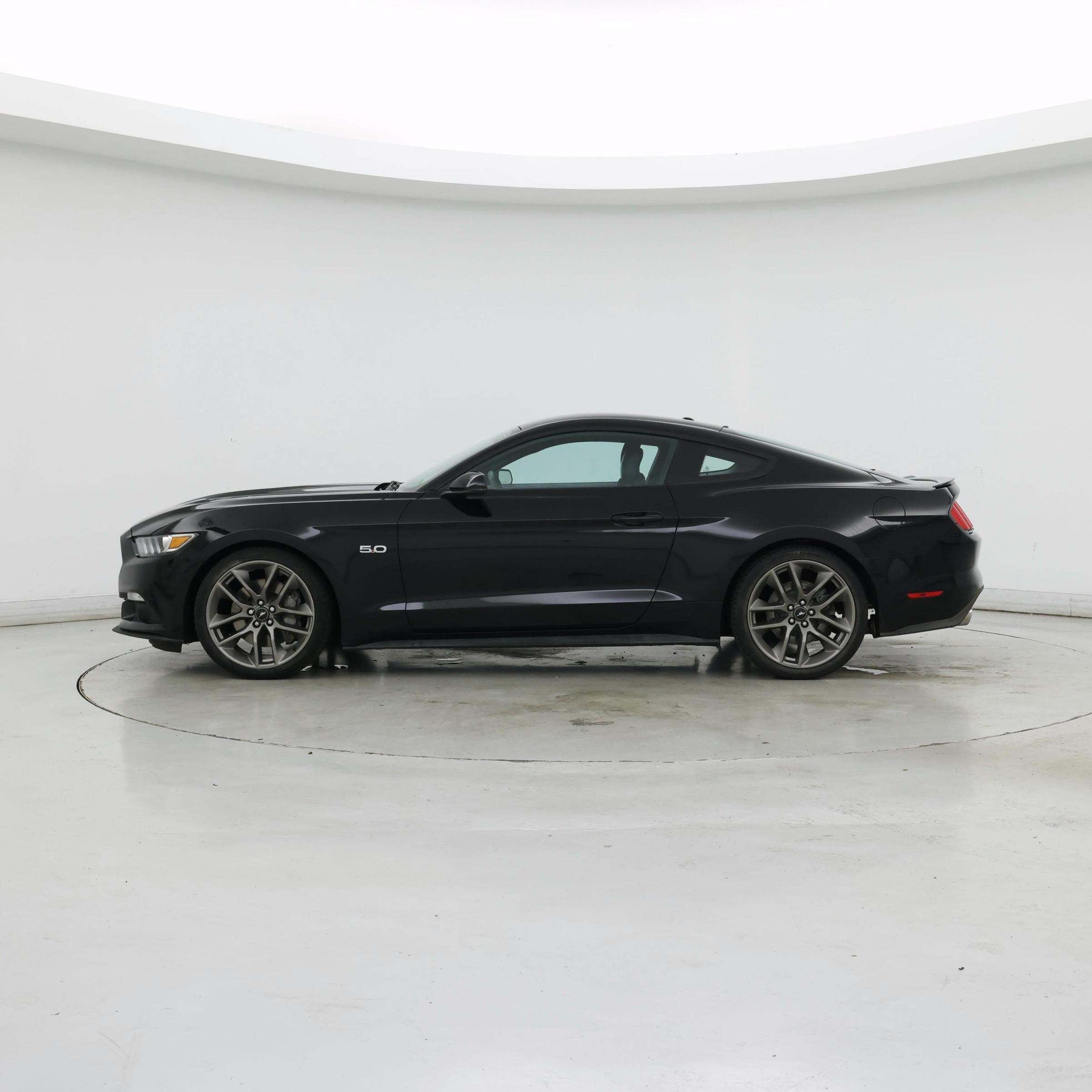 Thumbnail: 2016 Ford Mustang - 3