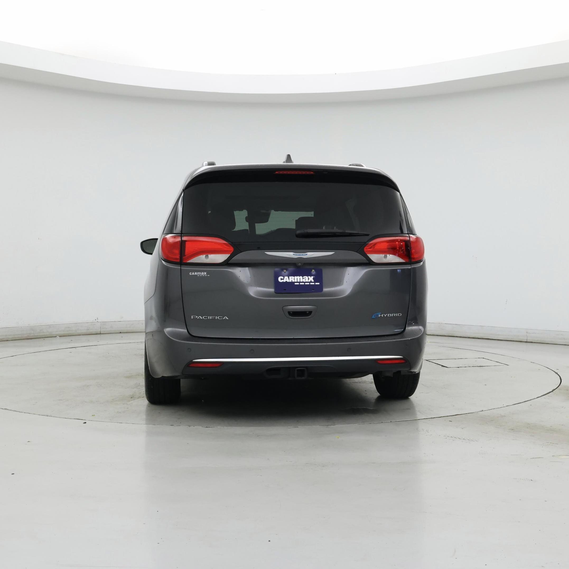 Thumbnail: 2018 Chrysler Pacifica - 6