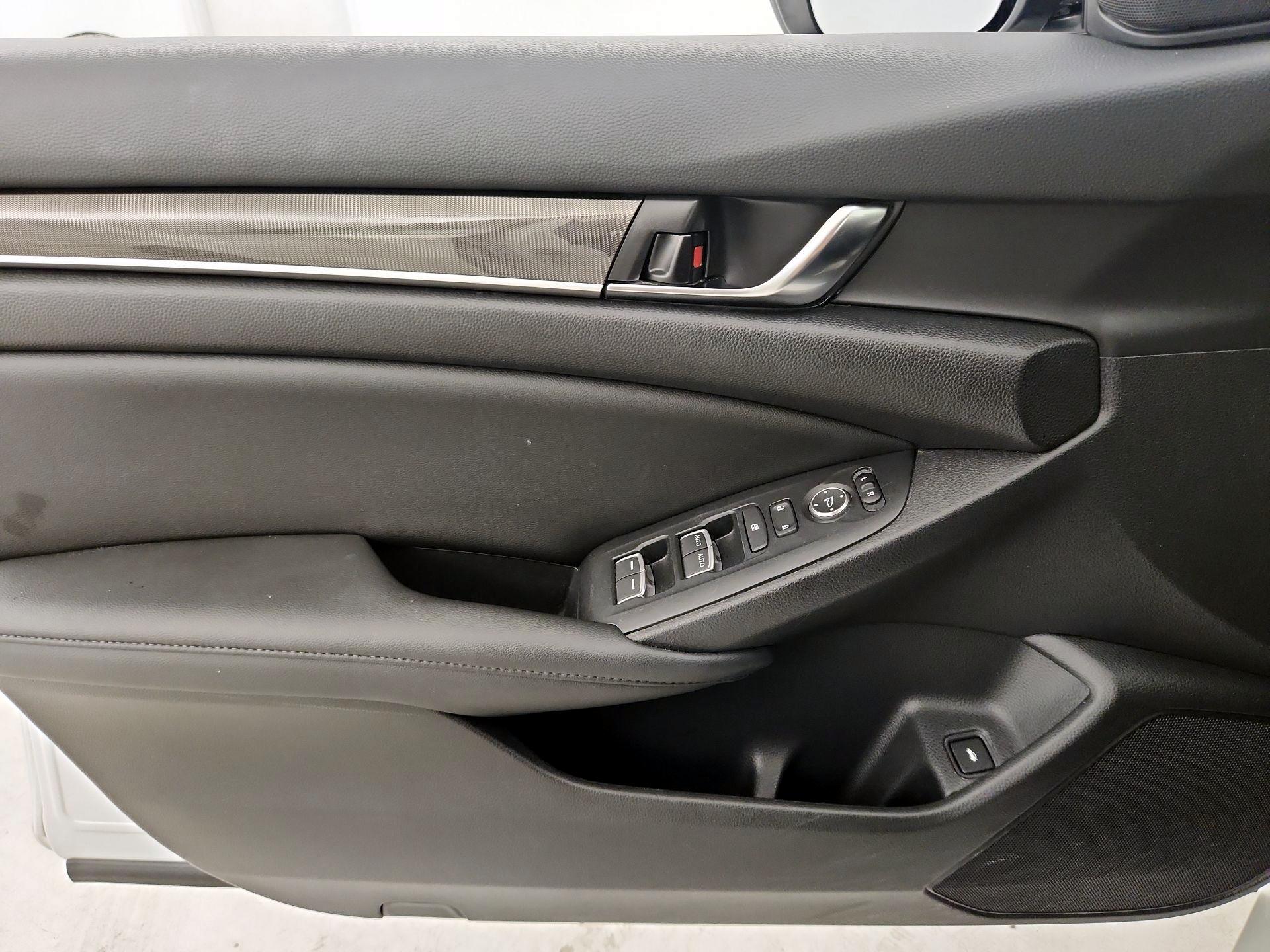 Thumbnail: 2022 Honda Accord - 12