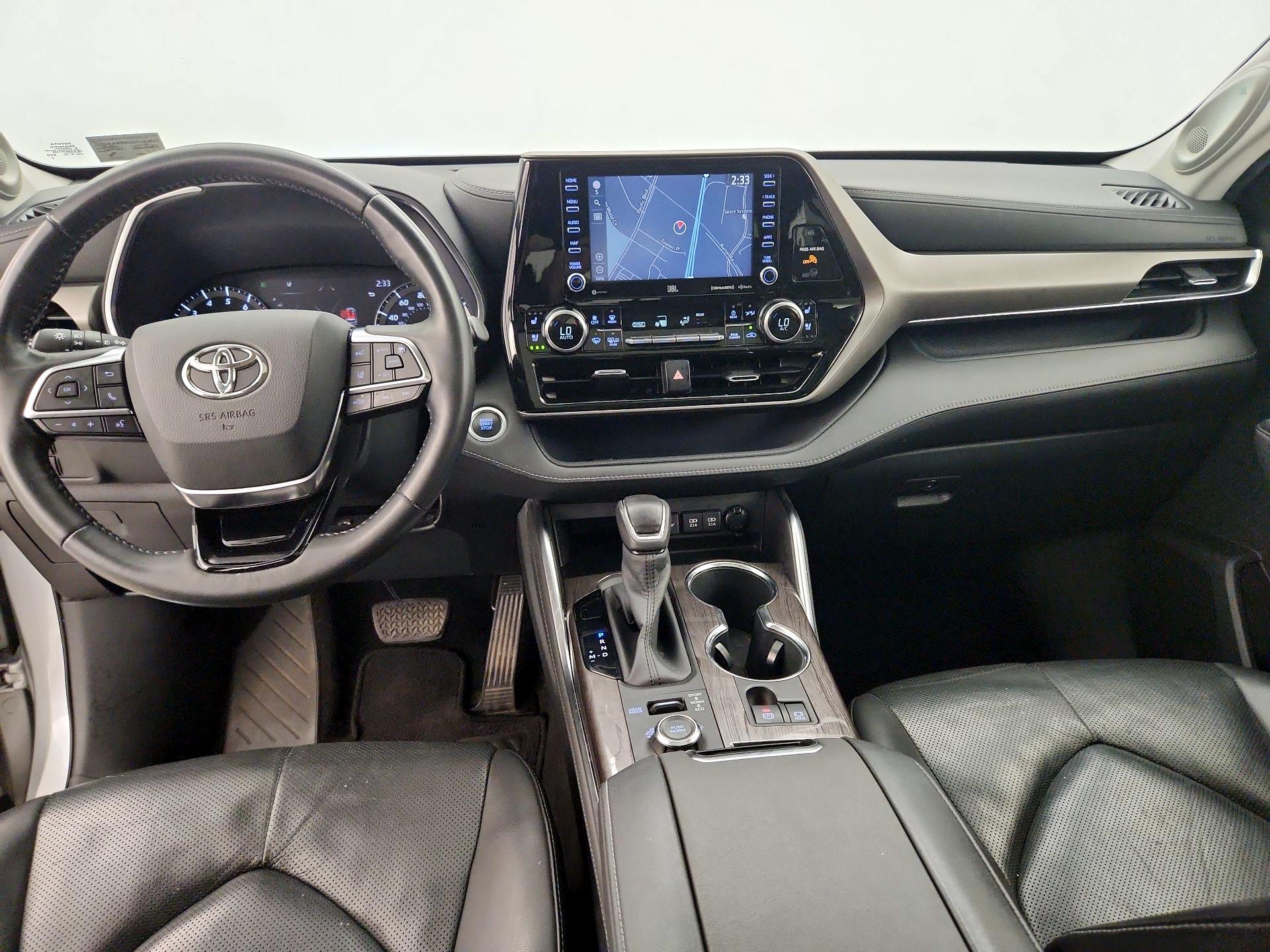 Thumbnail: 2020 Toyota Highlander - 9