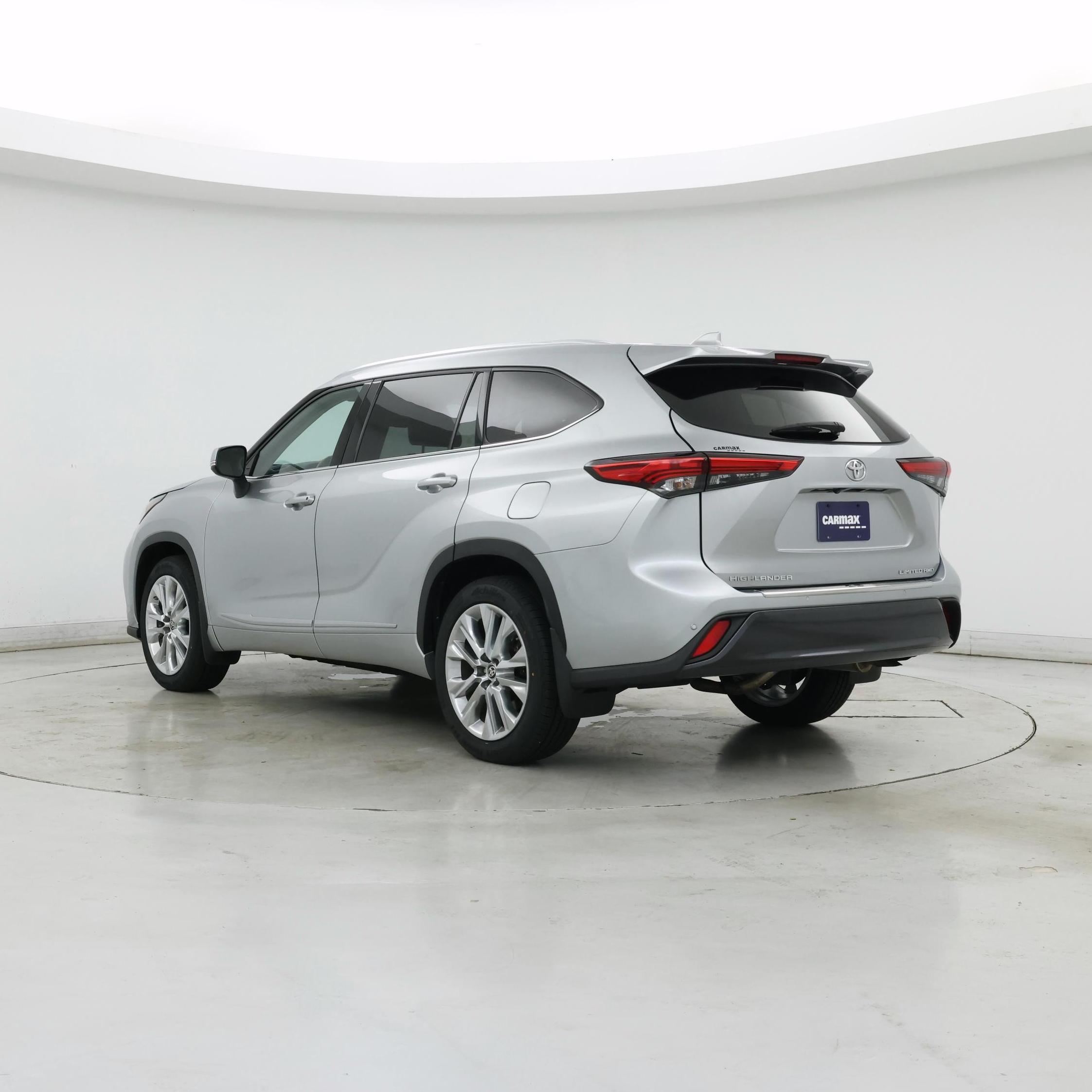 Thumbnail: 2020 Toyota Highlander - 2