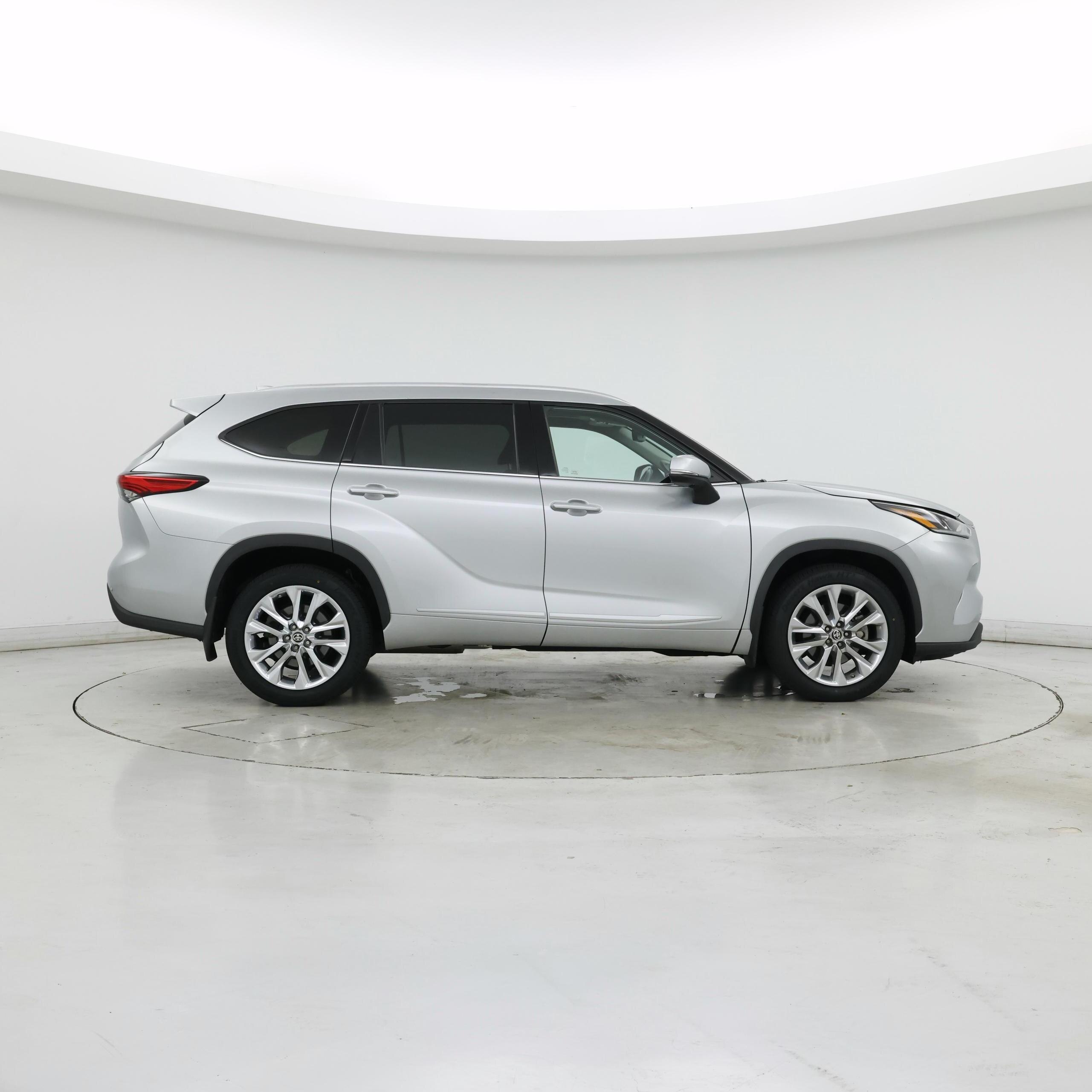 Thumbnail: 2020 Toyota Highlander - 7