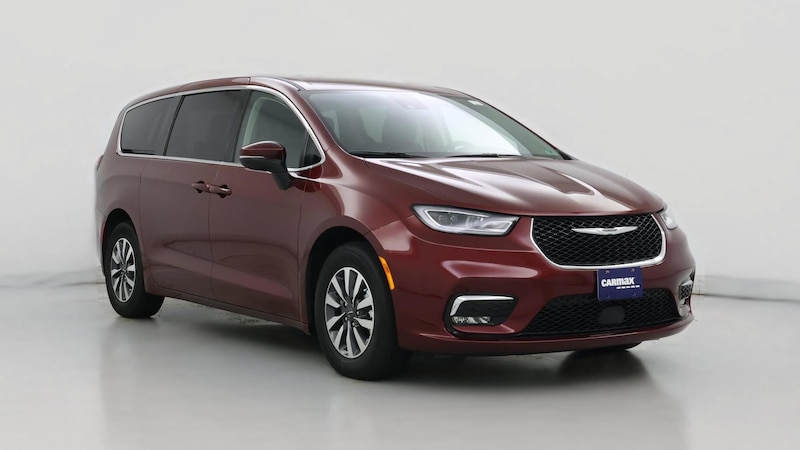 2023 Chrysler Pacifica Hybrid Touring L Hero Image