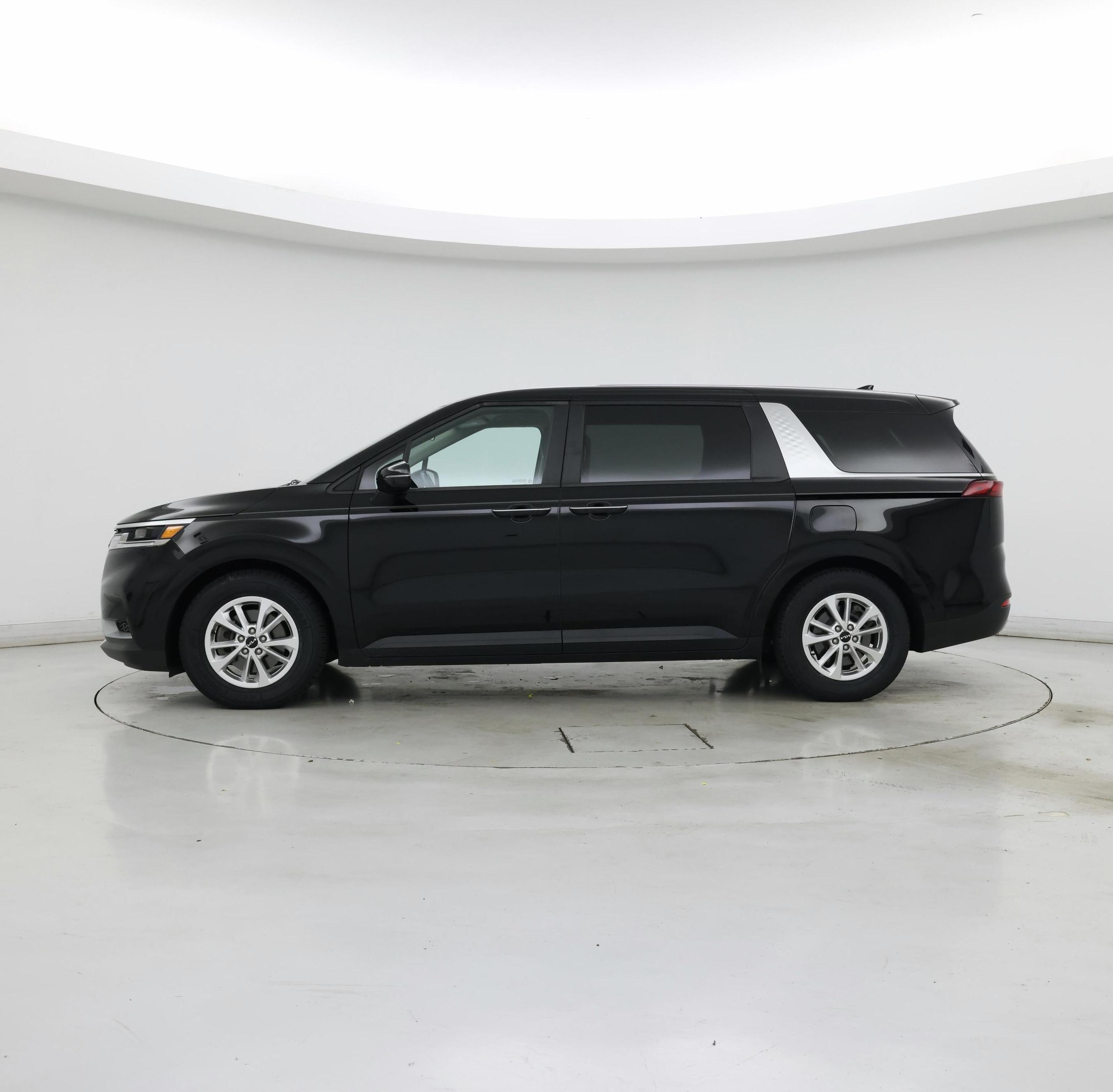Thumbnail: 2023 Kia Carnival - 3