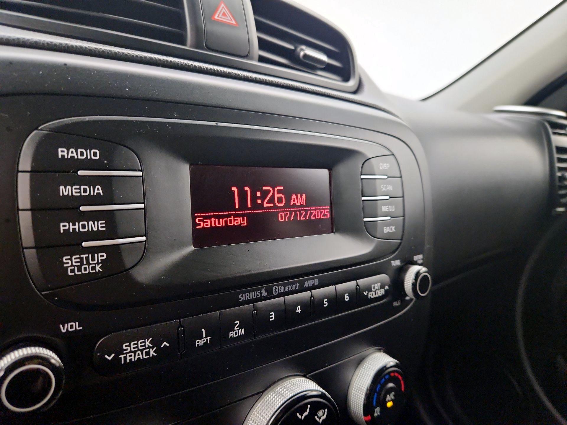 Thumbnail: 2015 Kia Soul - 14