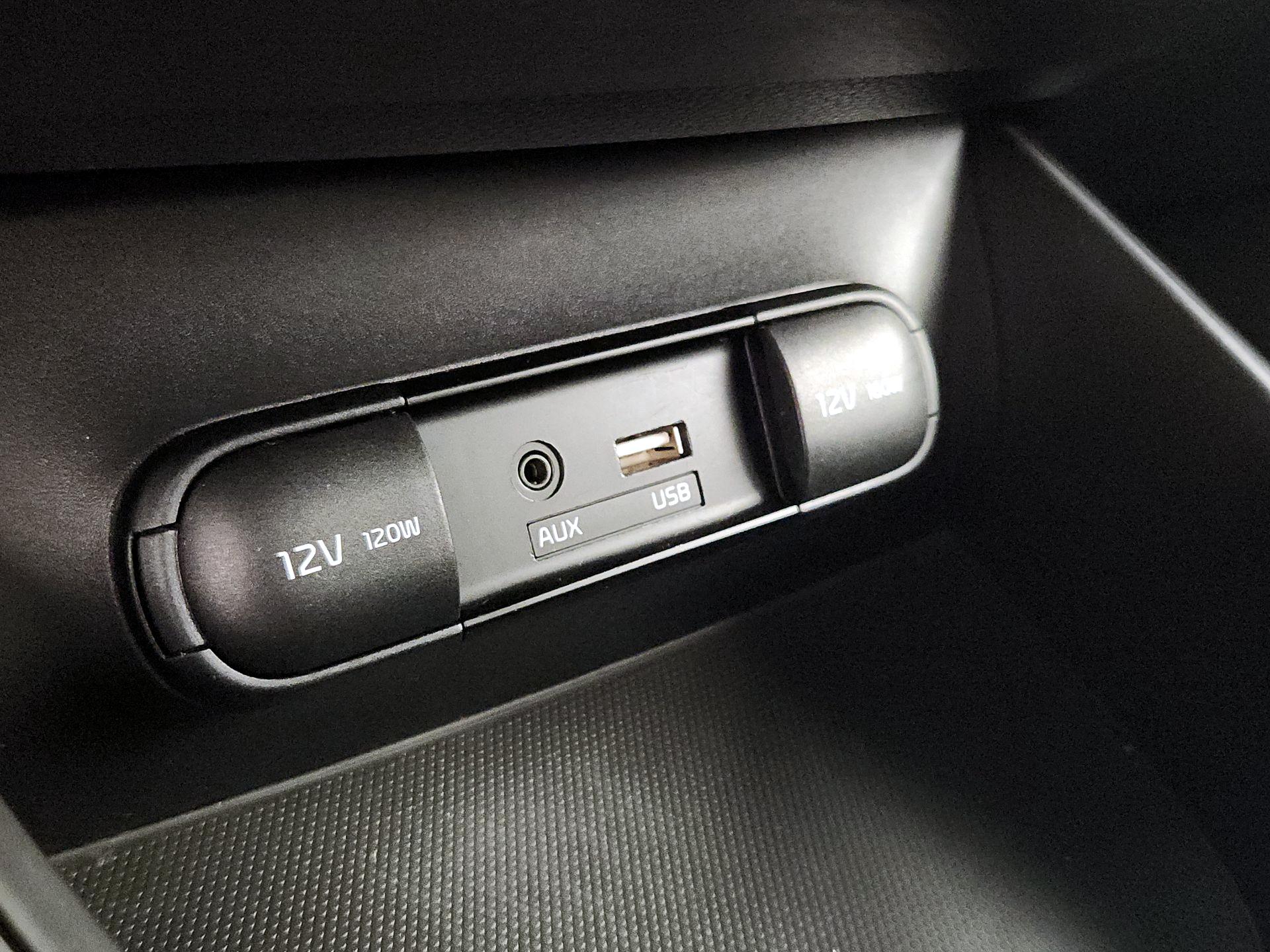 Thumbnail: 2015 Kia Soul - 17