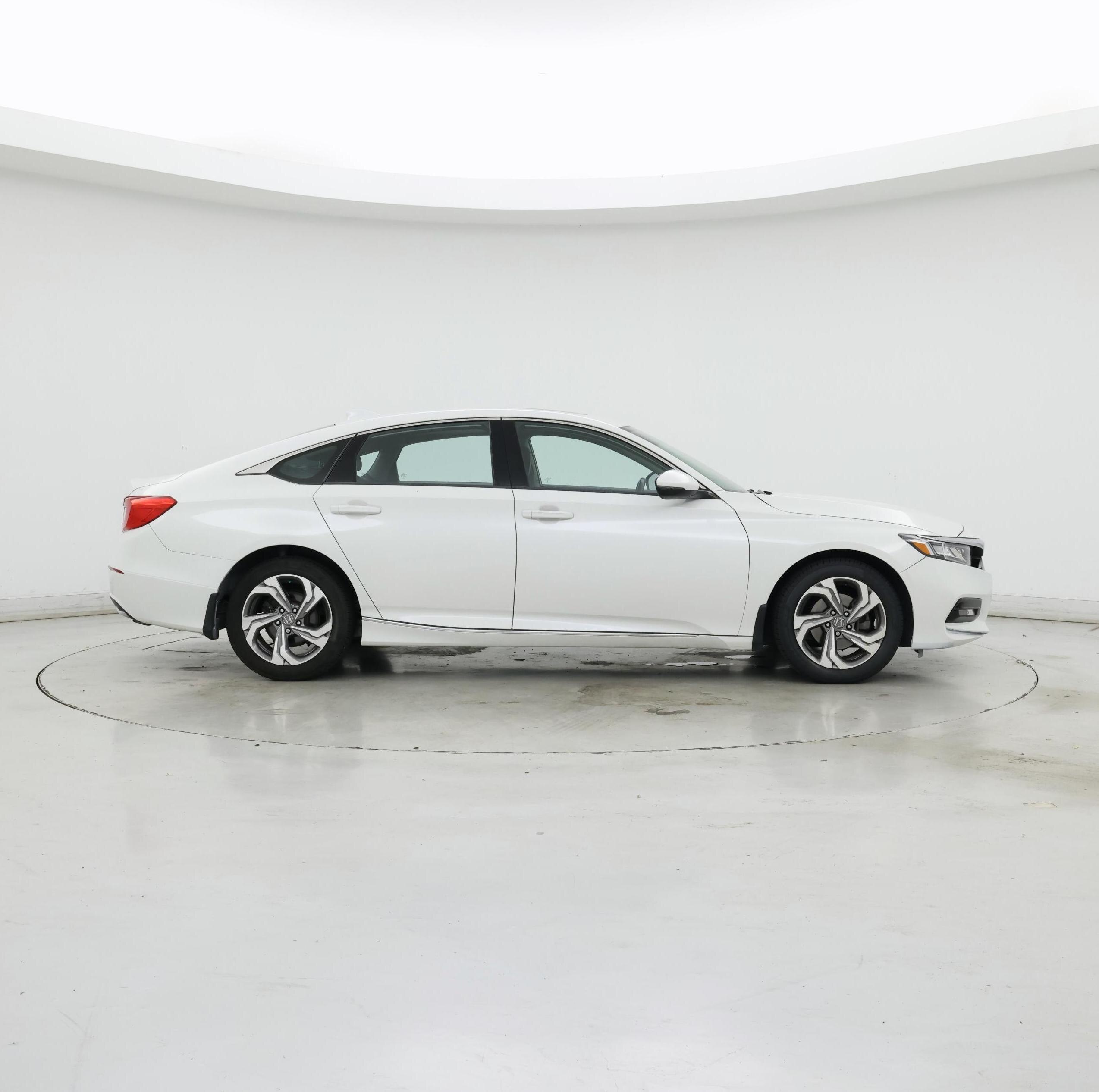 Thumbnail: 2019 Honda Accord - 7