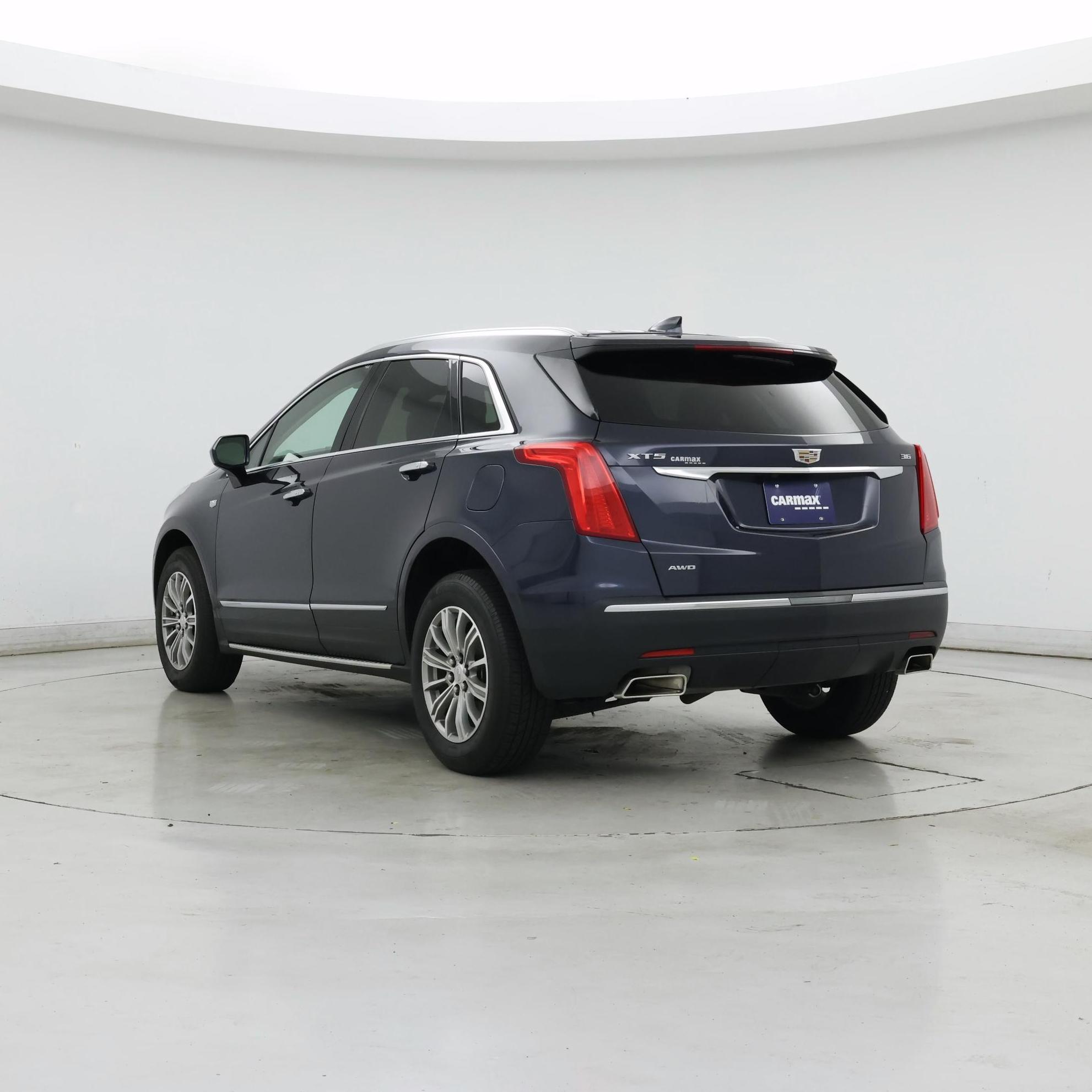 Thumbnail: 2019 Cadillac XT5 - 2
