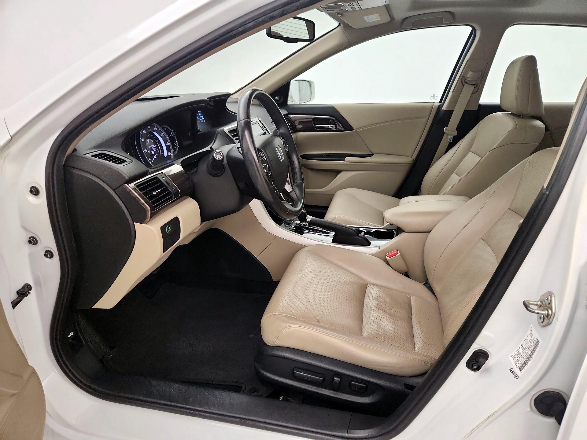 Thumbnail: 2016 Honda Accord - 11