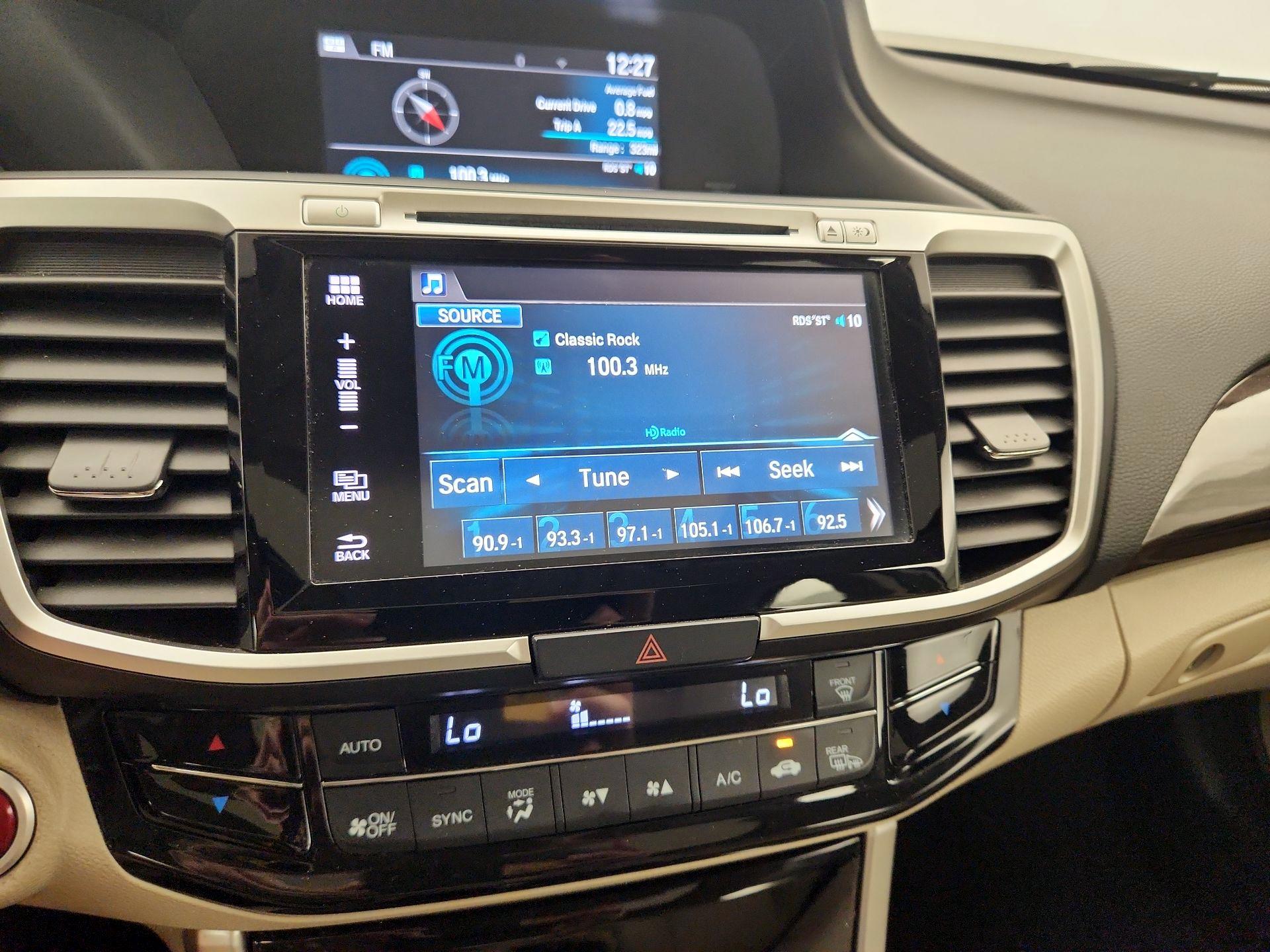Thumbnail: 2016 Honda Accord - 15