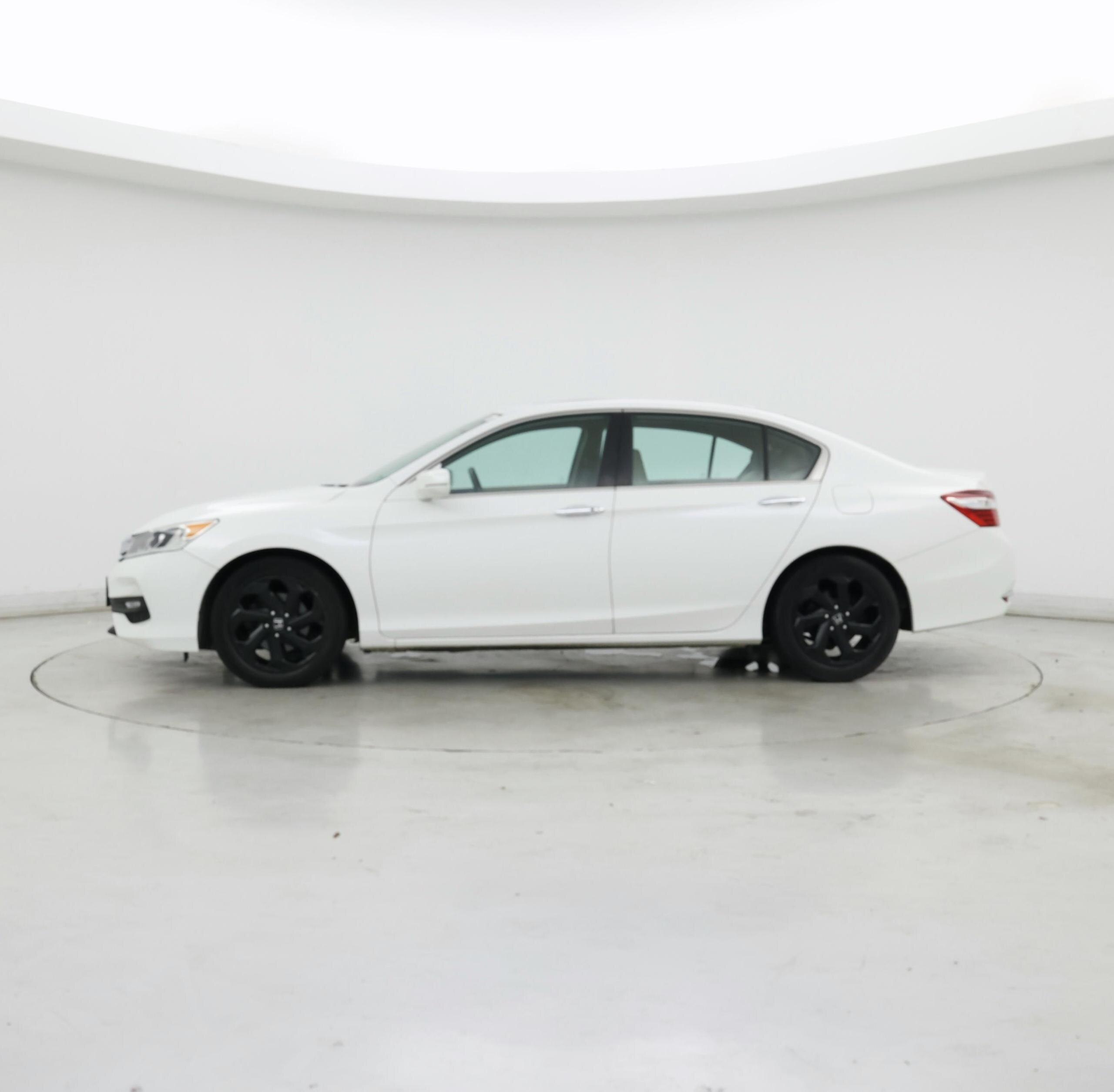 Thumbnail: 2016 Honda Accord - 3