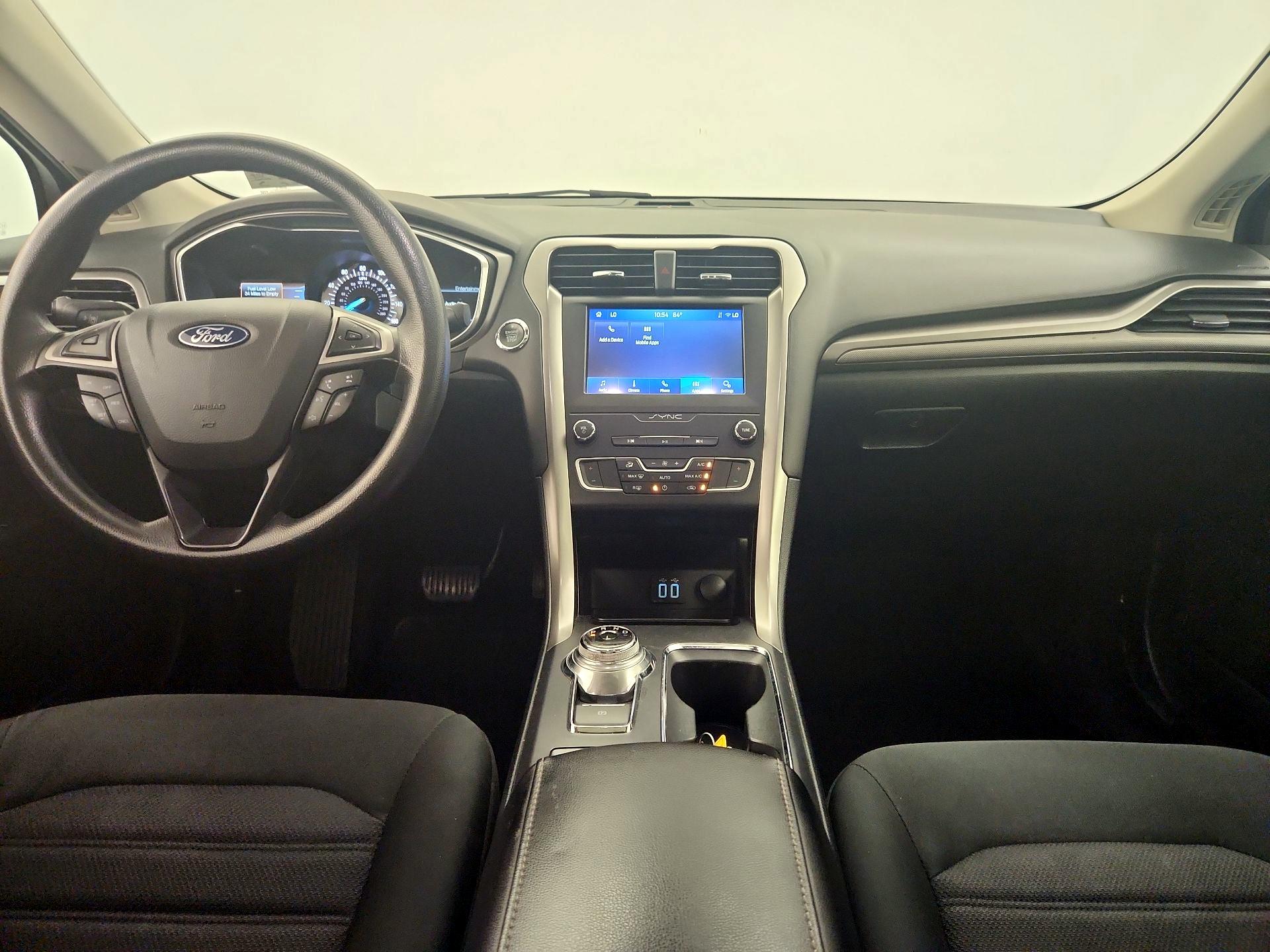 Thumbnail: 2020 Ford Fusion - 9