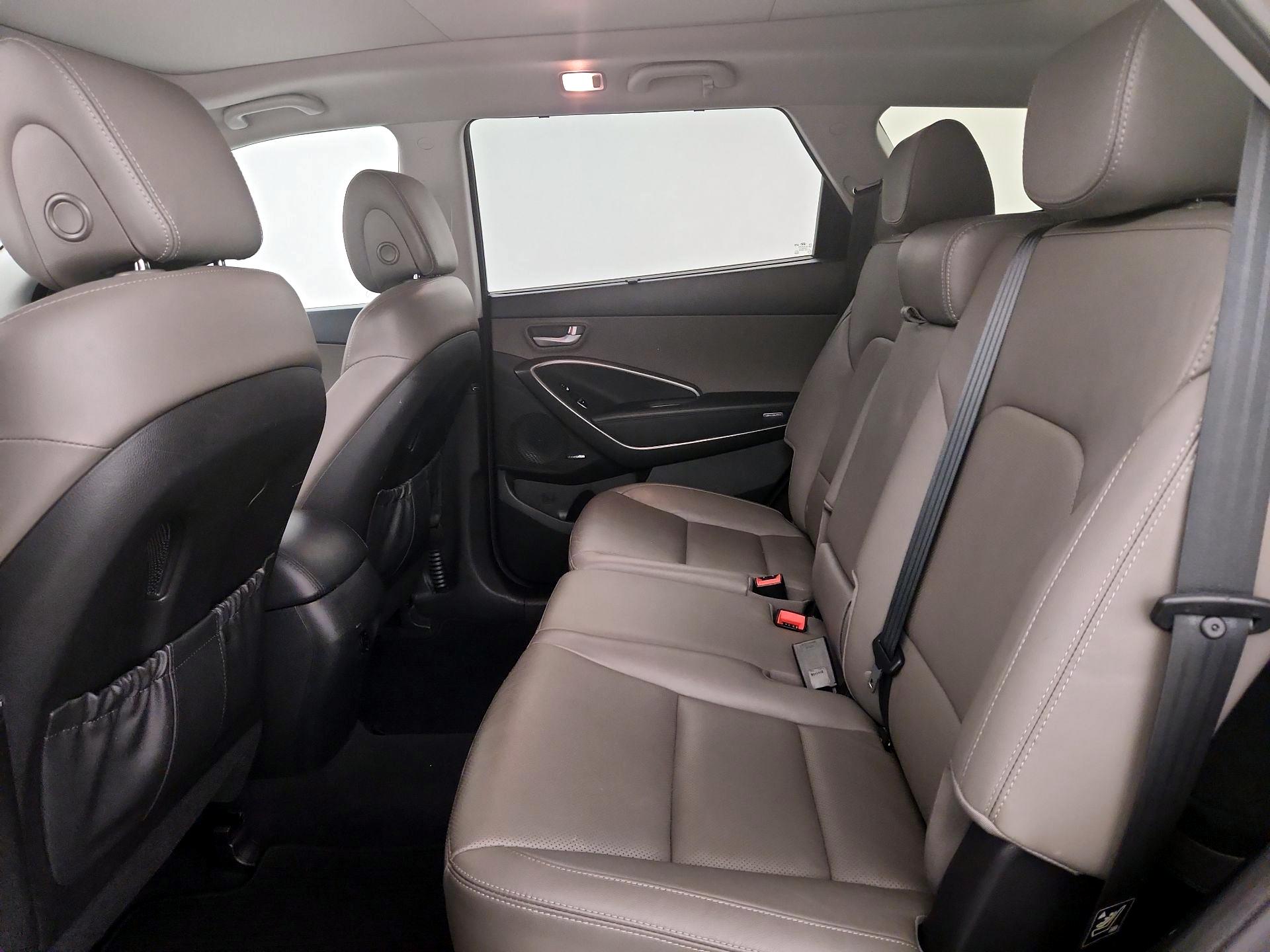 Thumbnail: 2015 Hyundai Santa Fe - 20