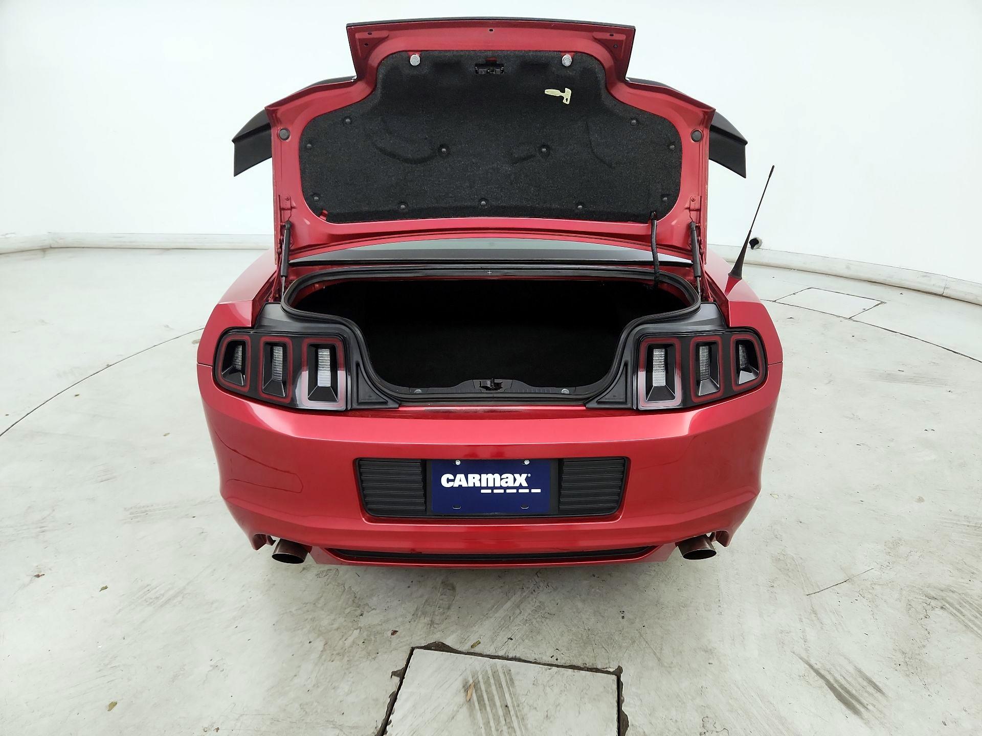 Thumbnail: 2013 Ford Mustang - 19
