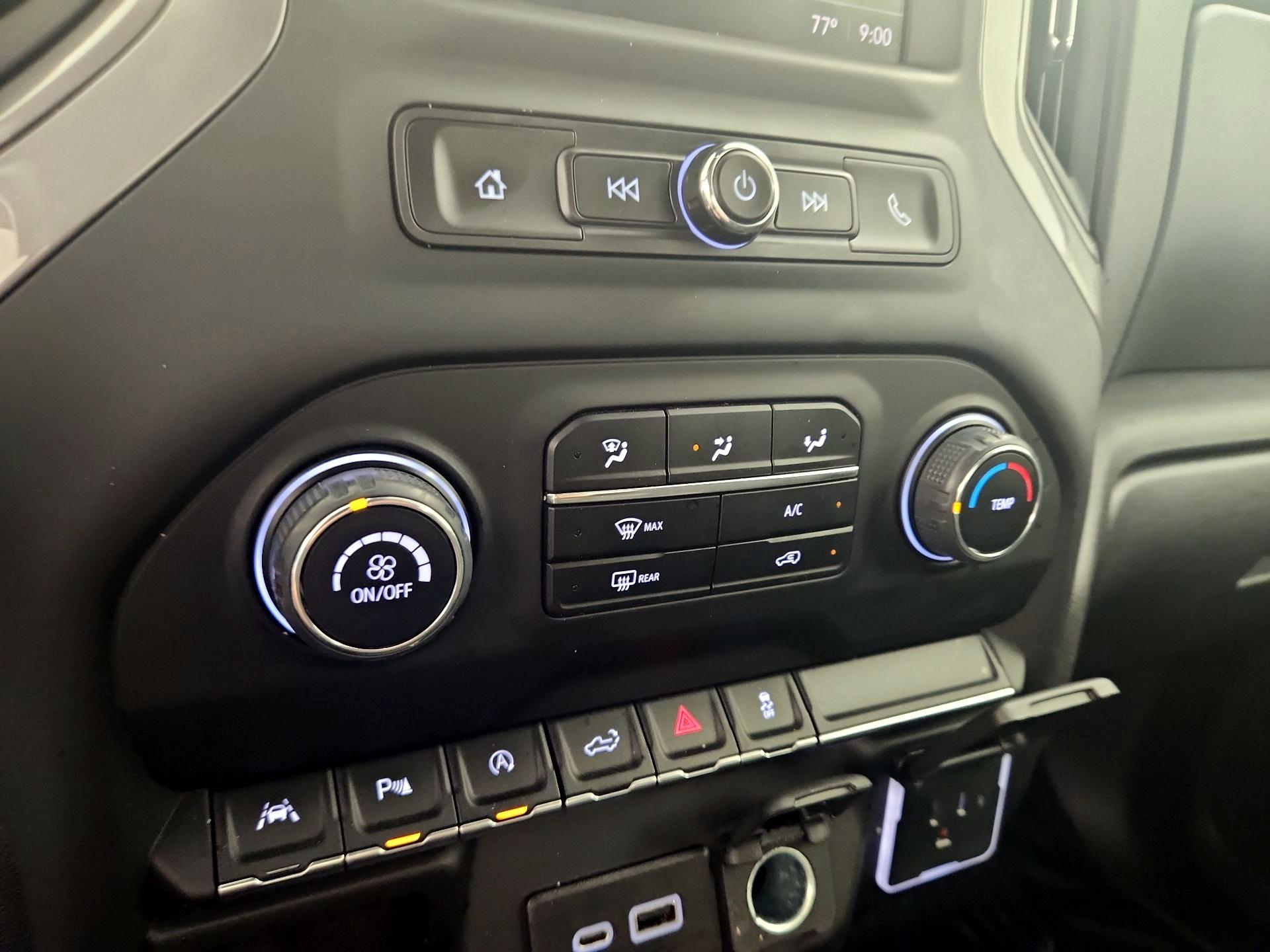 Thumbnail: 2022 Chevrolet Silverado 1500 - 16