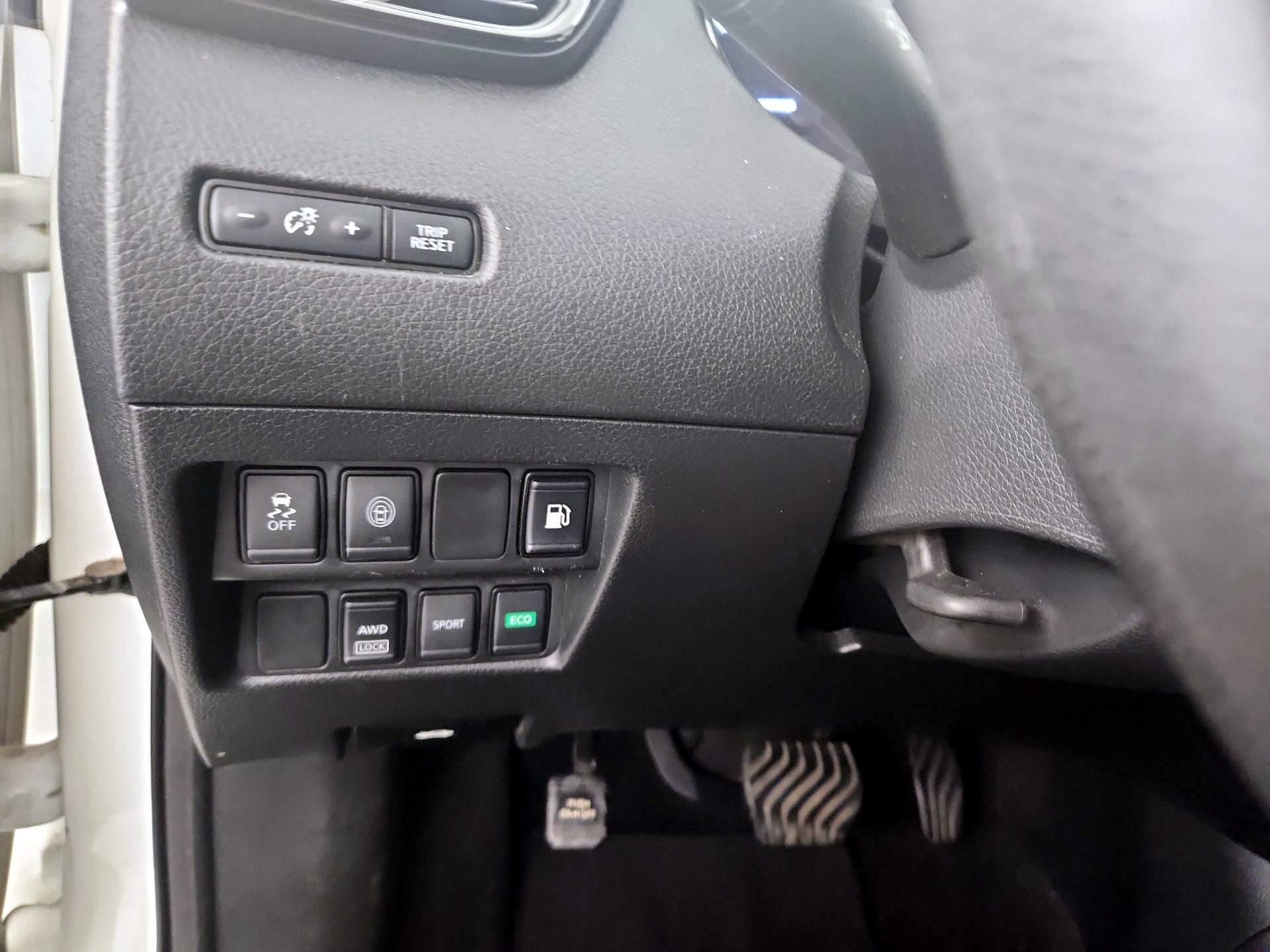 Thumbnail: 2019 Nissan Rogue - 13