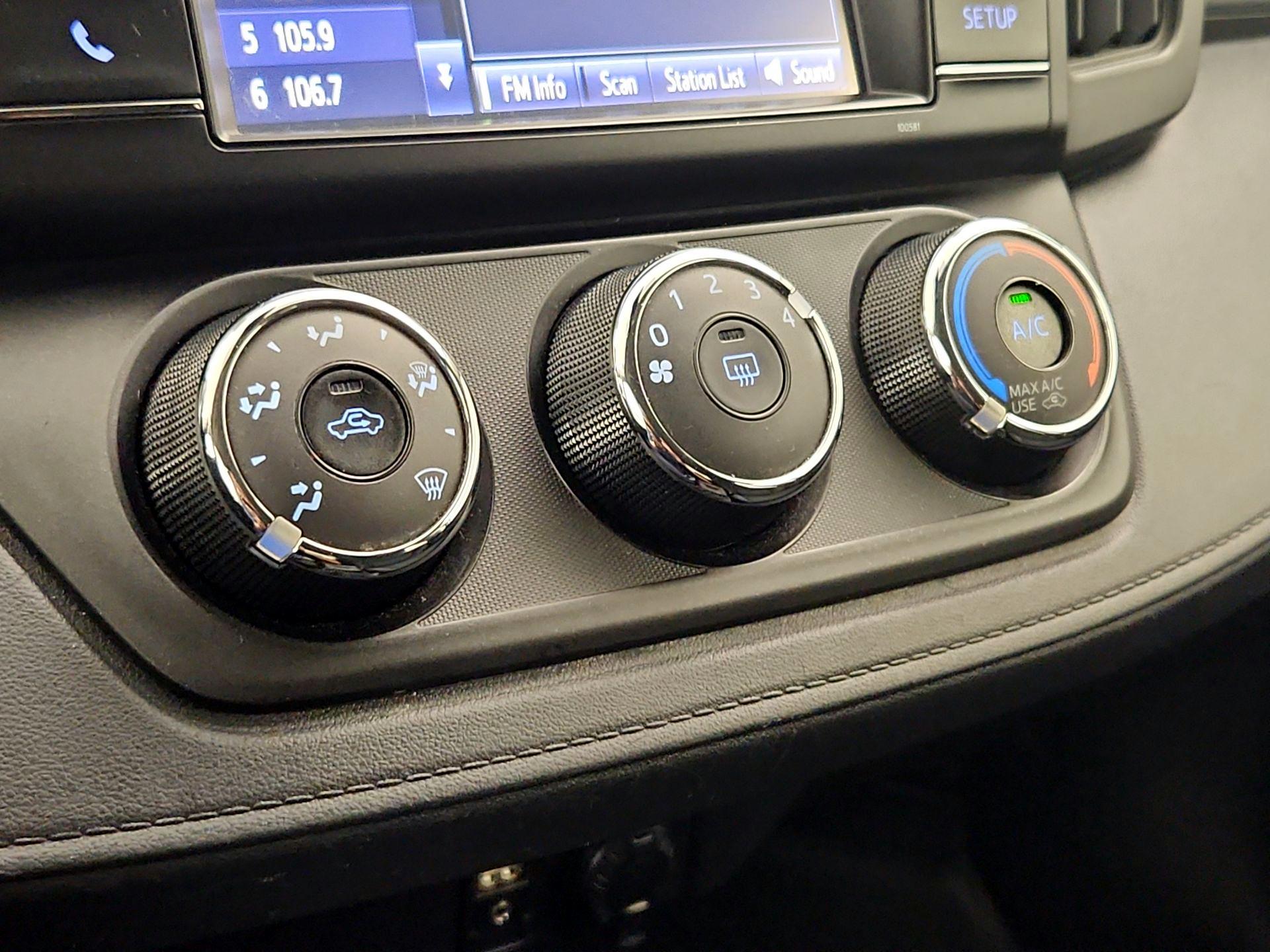 Thumbnail: 2017 Toyota RAV4 - 16