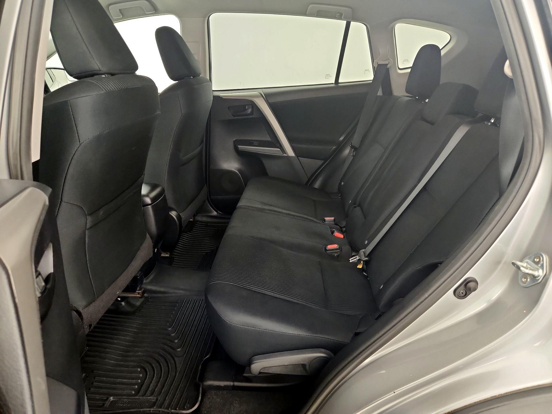 Thumbnail: 2017 Toyota RAV4 - 19