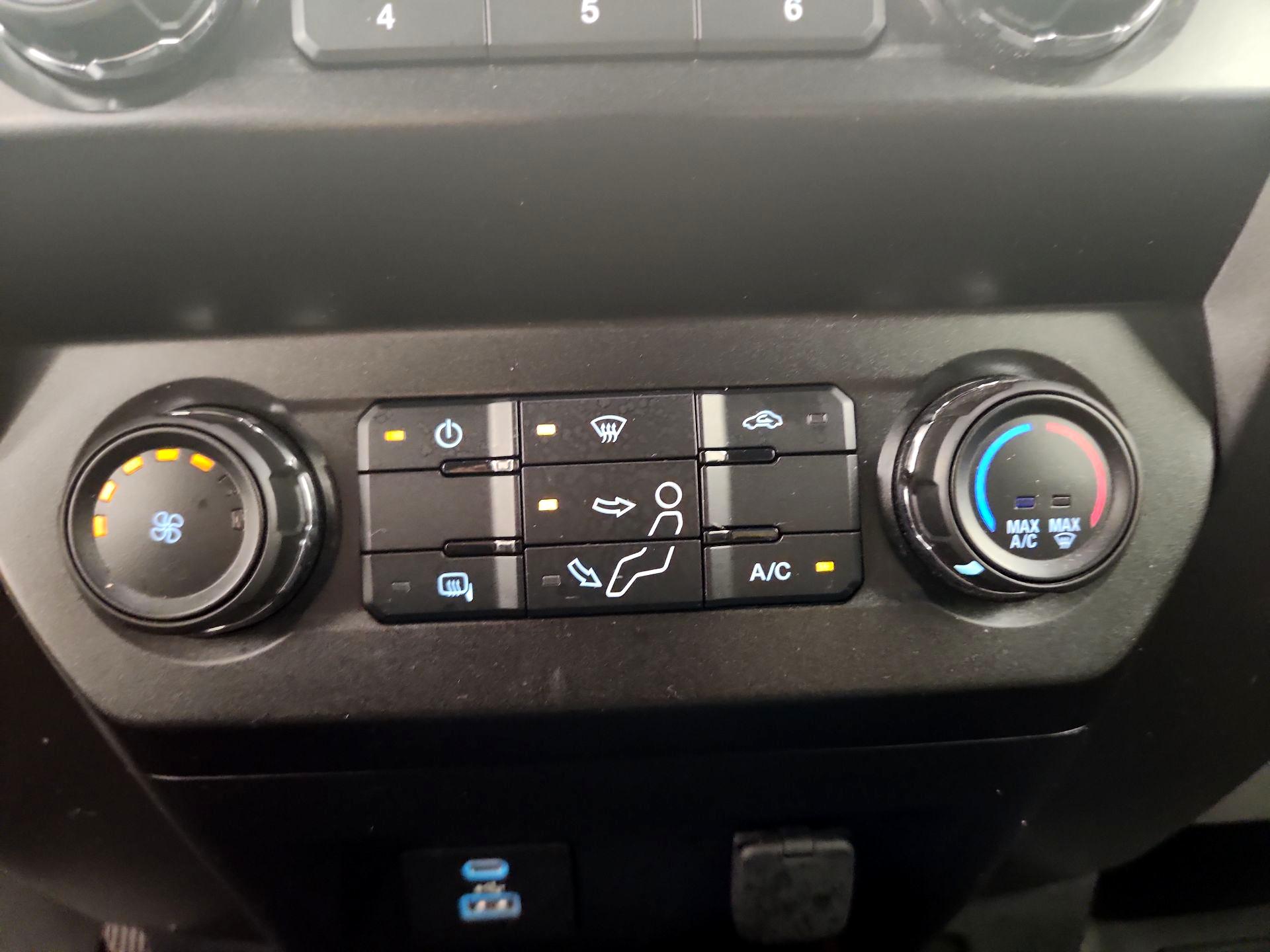 Thumbnail: 2021 Ford F-250 - 16