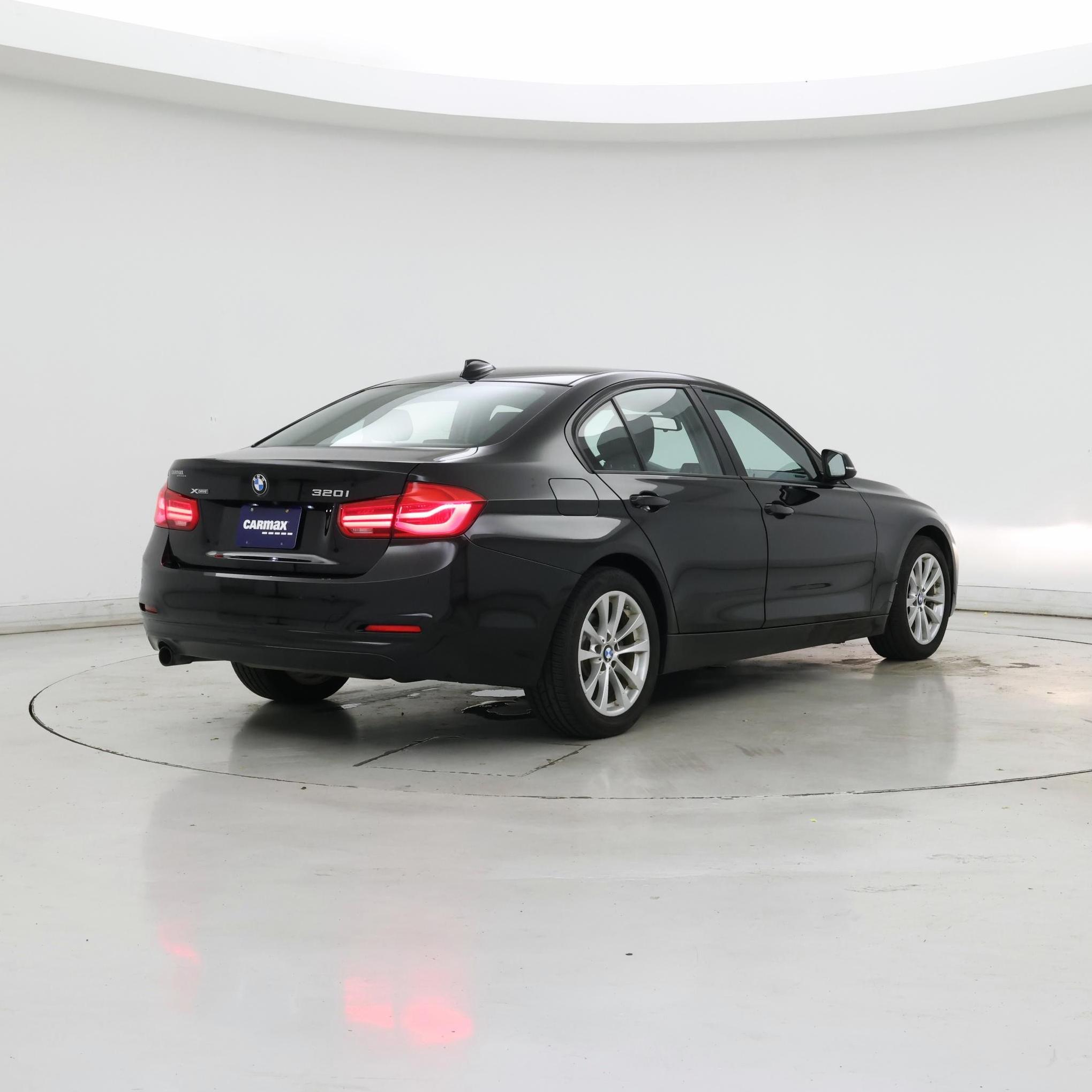 Thumbnail: 2016 BMW 3 Series - 8