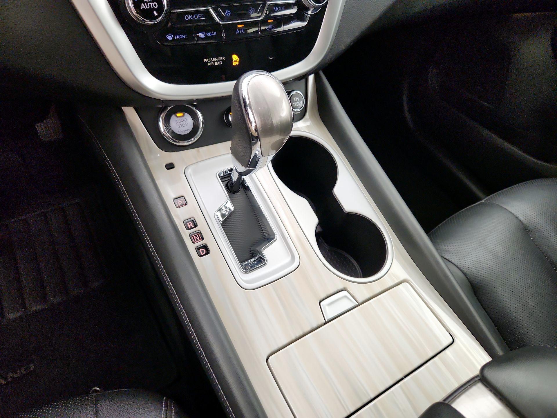 Thumbnail: 2015 Nissan Murano - 17