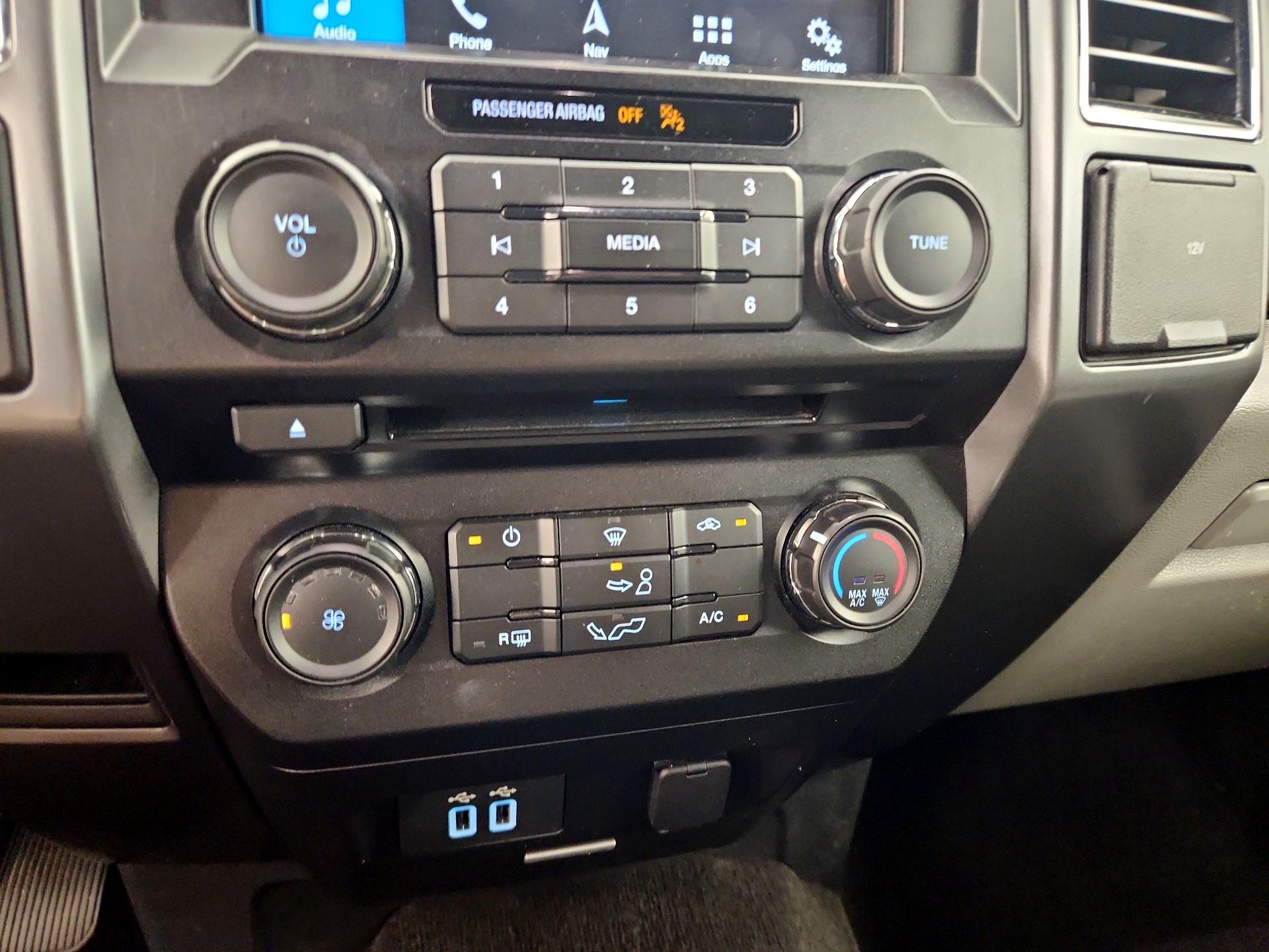 Thumbnail: 2018 Ford F-150 - 16