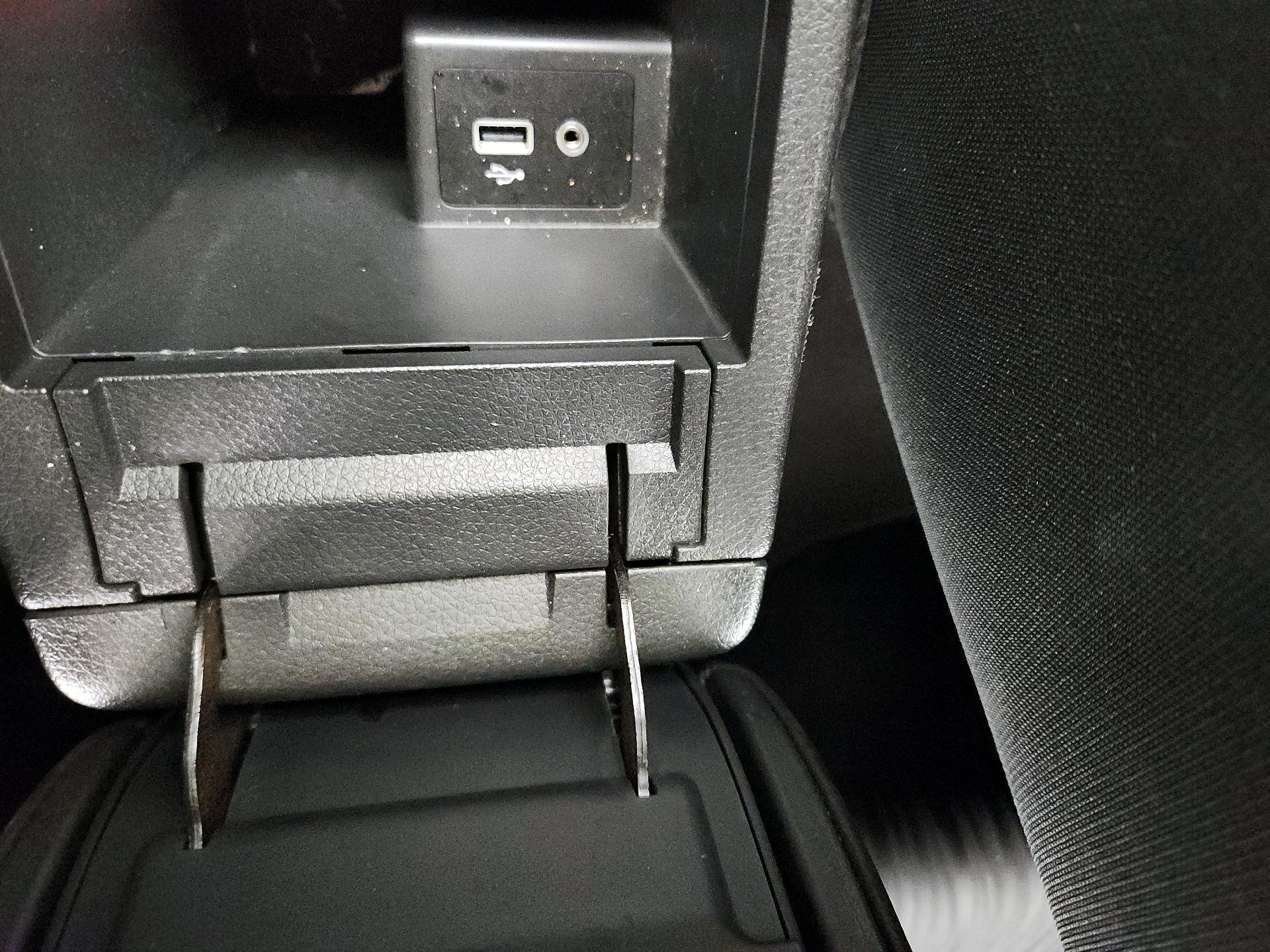 Thumbnail: 2019 Nissan Sentra - 18