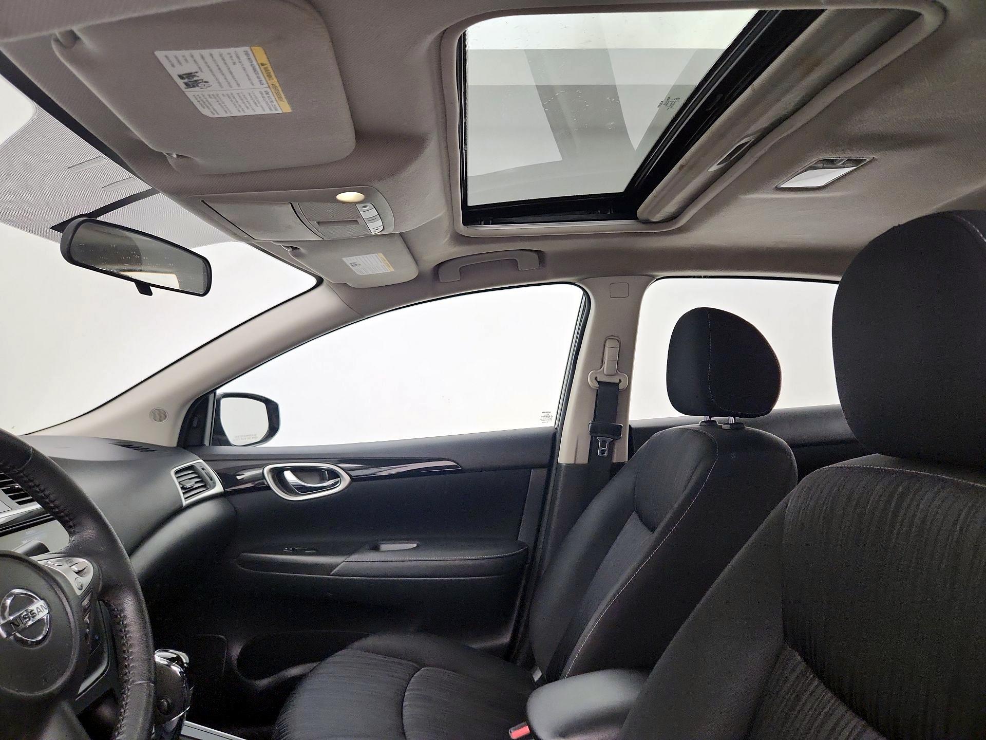 Thumbnail: 2019 Nissan Sentra - 19