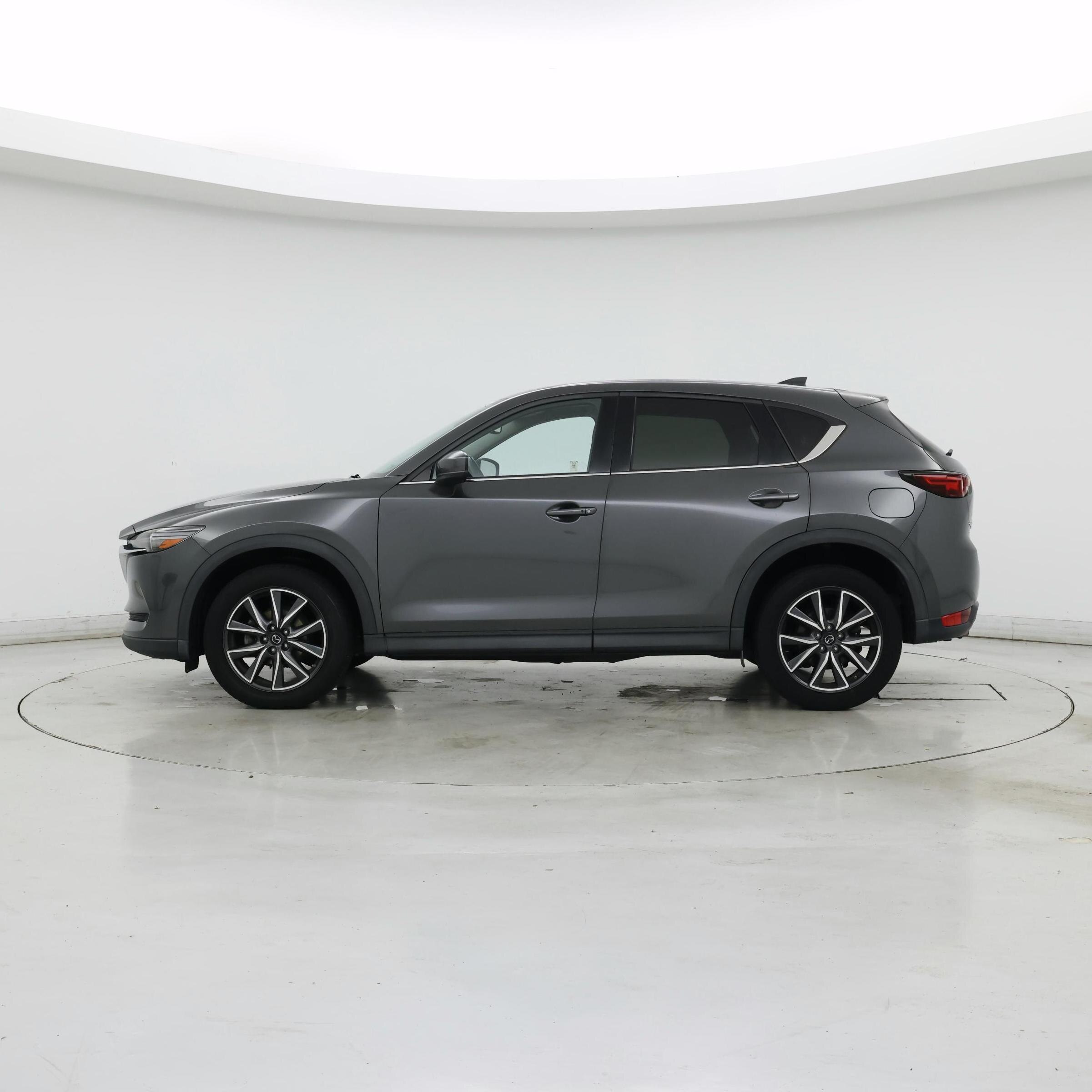 Thumbnail: 2017 Mazda CX-5 - 3