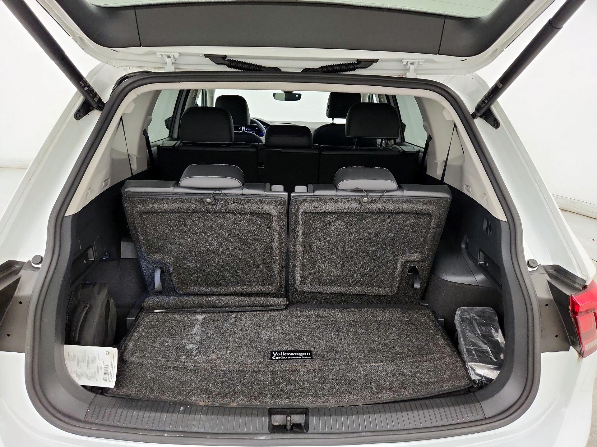 Thumbnail: 2022 Volkswagen Tiguan - 20