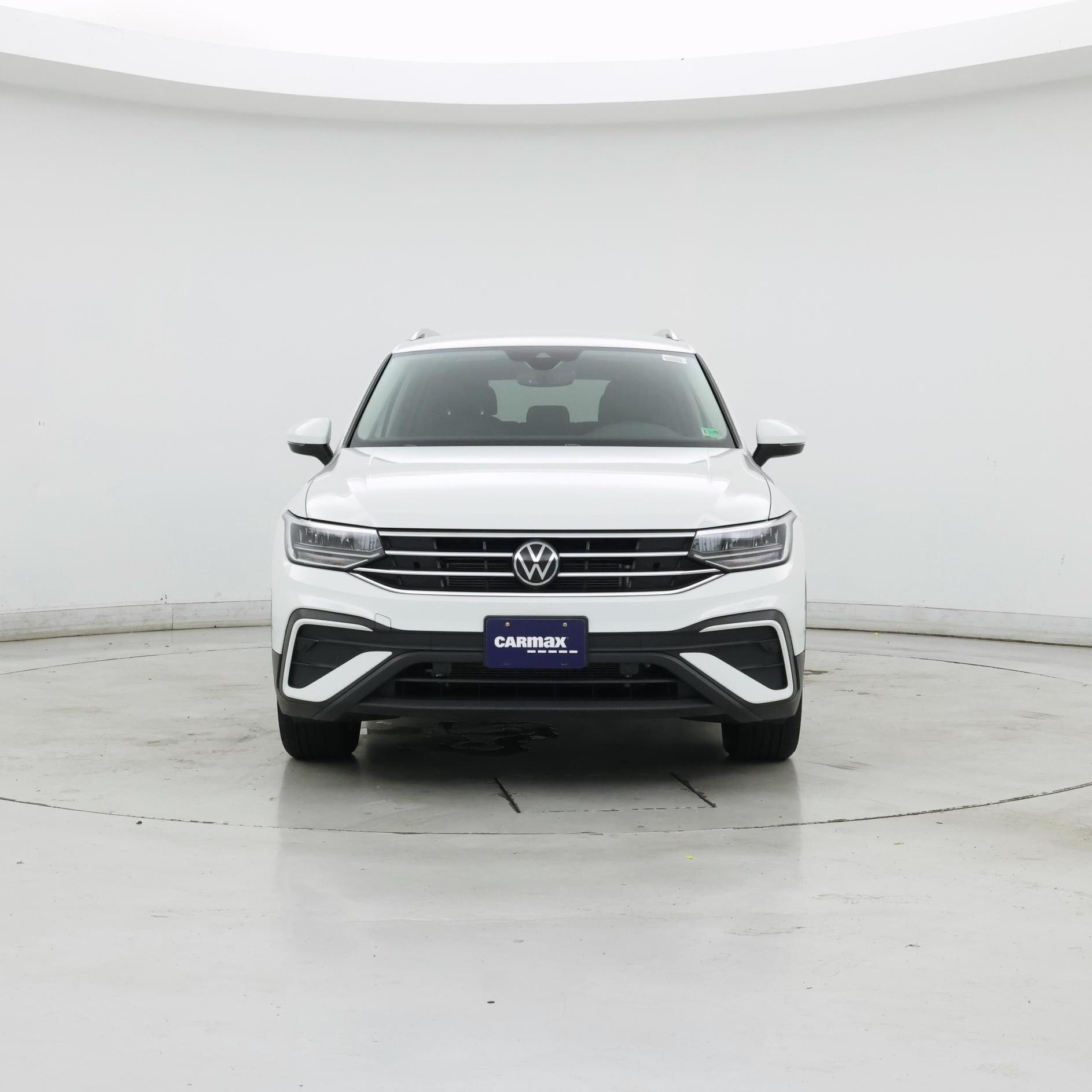 Thumbnail: 2022 Volkswagen Tiguan - 5