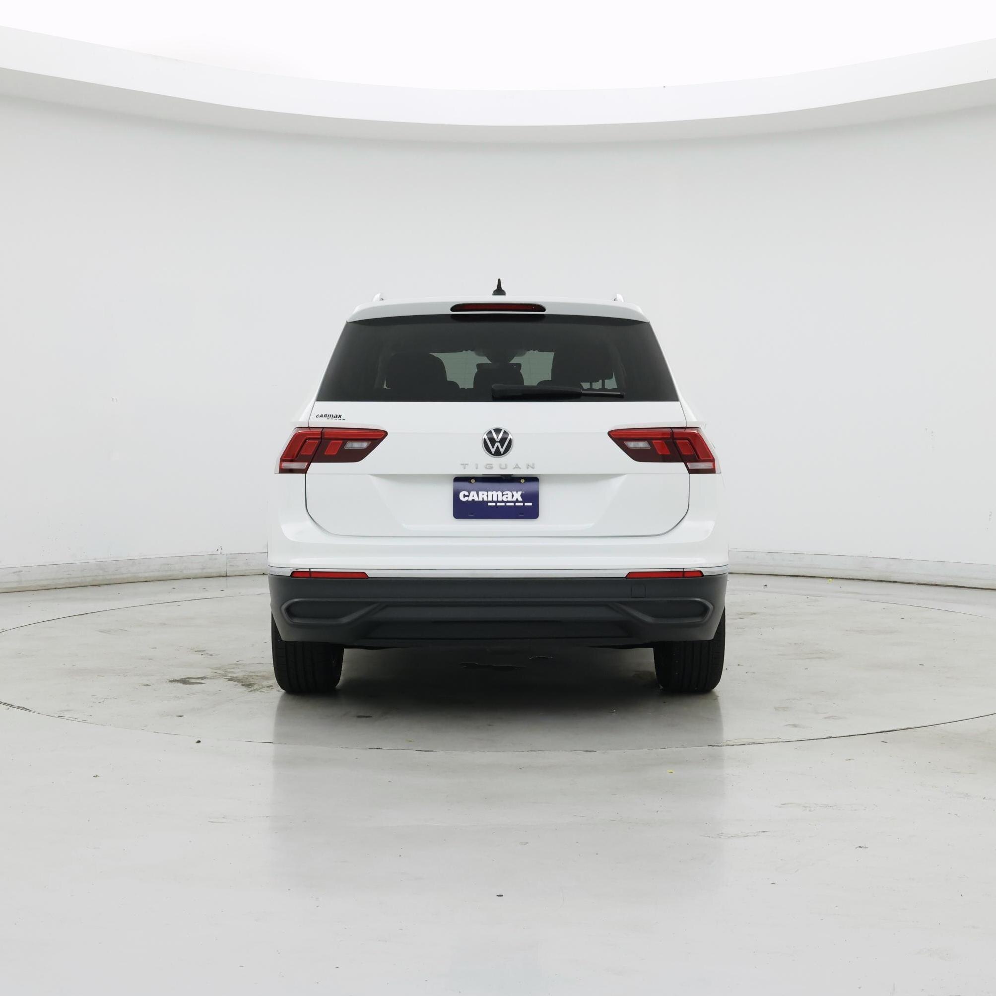 Thumbnail: 2022 Volkswagen Tiguan - 6