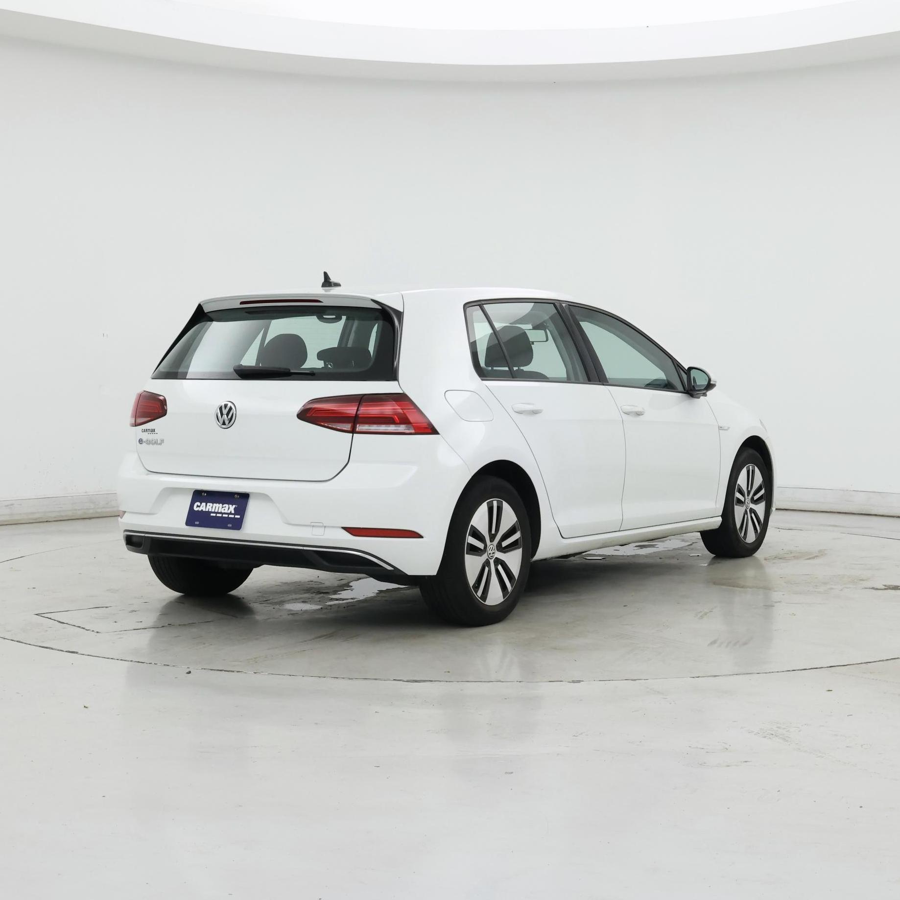 Thumbnail: 2019 Volkswagen e-Golf - 8