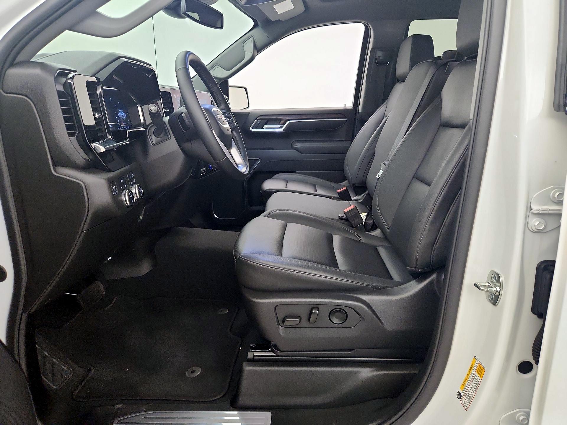 Thumbnail: 2025 GMC Sierra 1500 - 11
