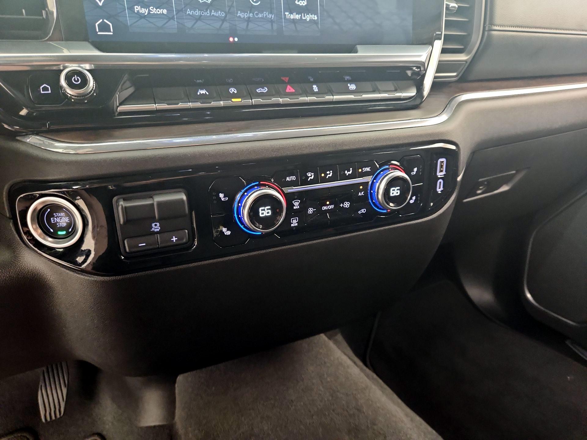 Thumbnail: 2025 GMC Sierra 1500 - 17