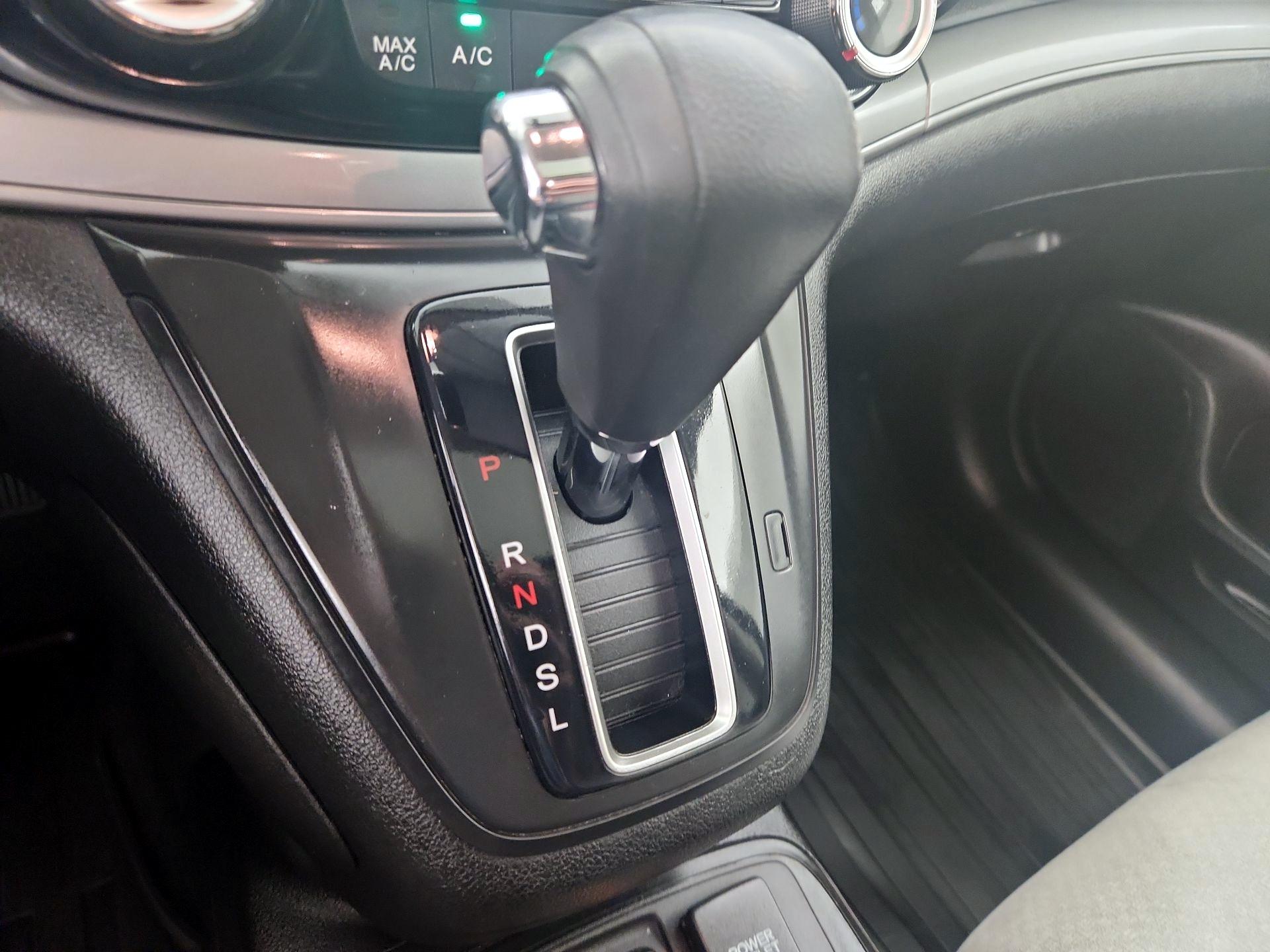 Thumbnail: 2015 Honda CR-V - 17