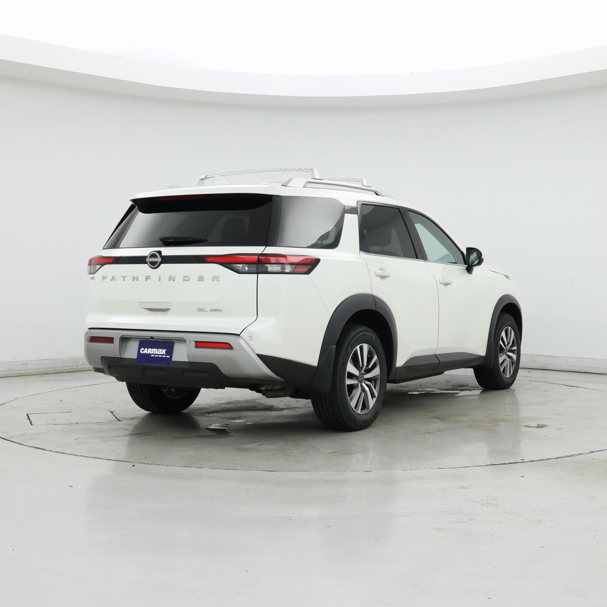 Thumbnail: 2023 Nissan Pathfinder - 8