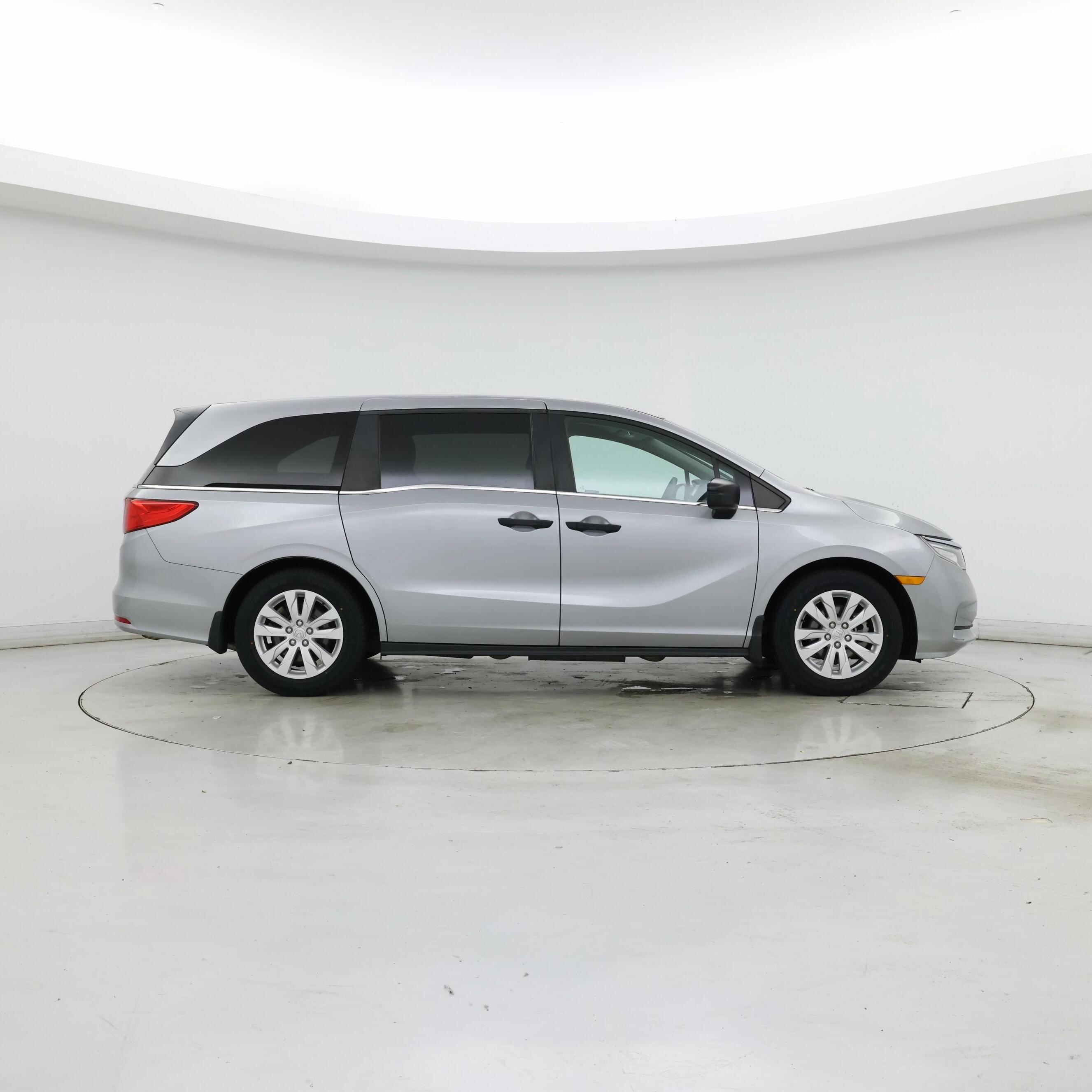 Thumbnail: 2021 Honda Odyssey - 7