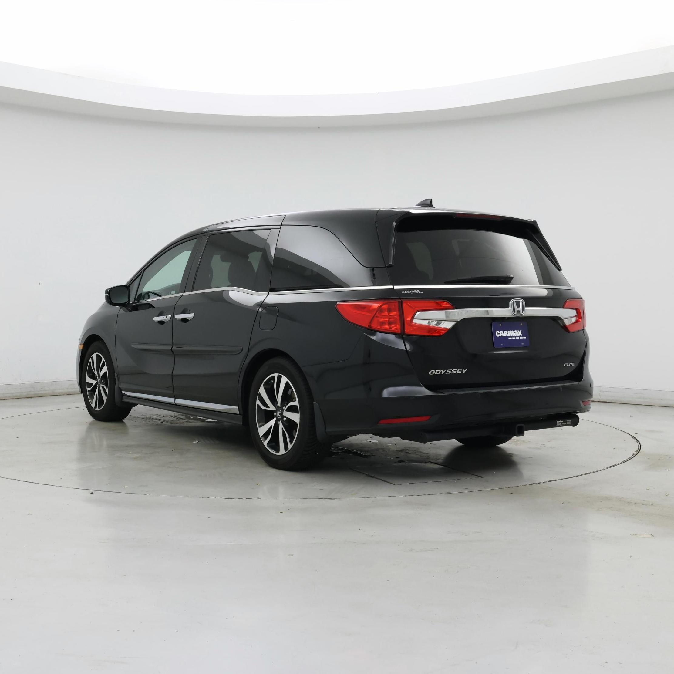 Thumbnail: 2019 Honda Odyssey - 2