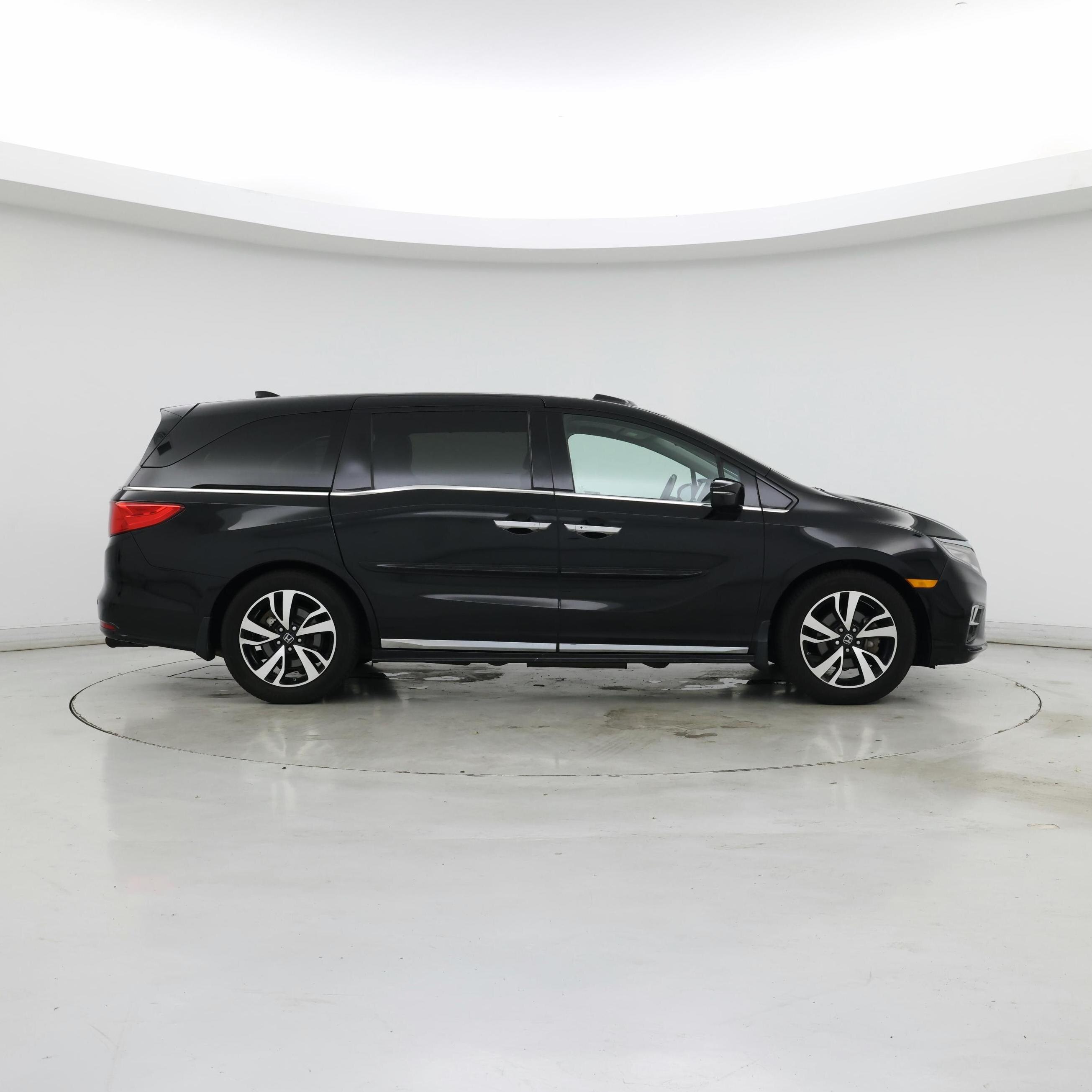 Thumbnail: 2019 Honda Odyssey - 7