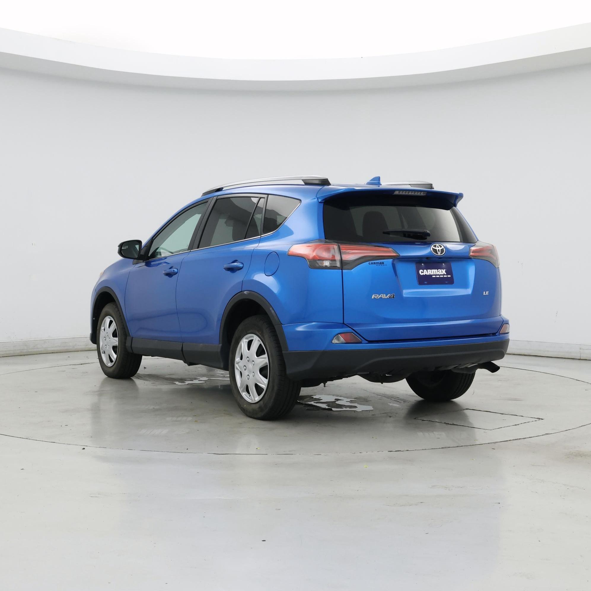 Thumbnail: 2018 Toyota RAV4 - 2