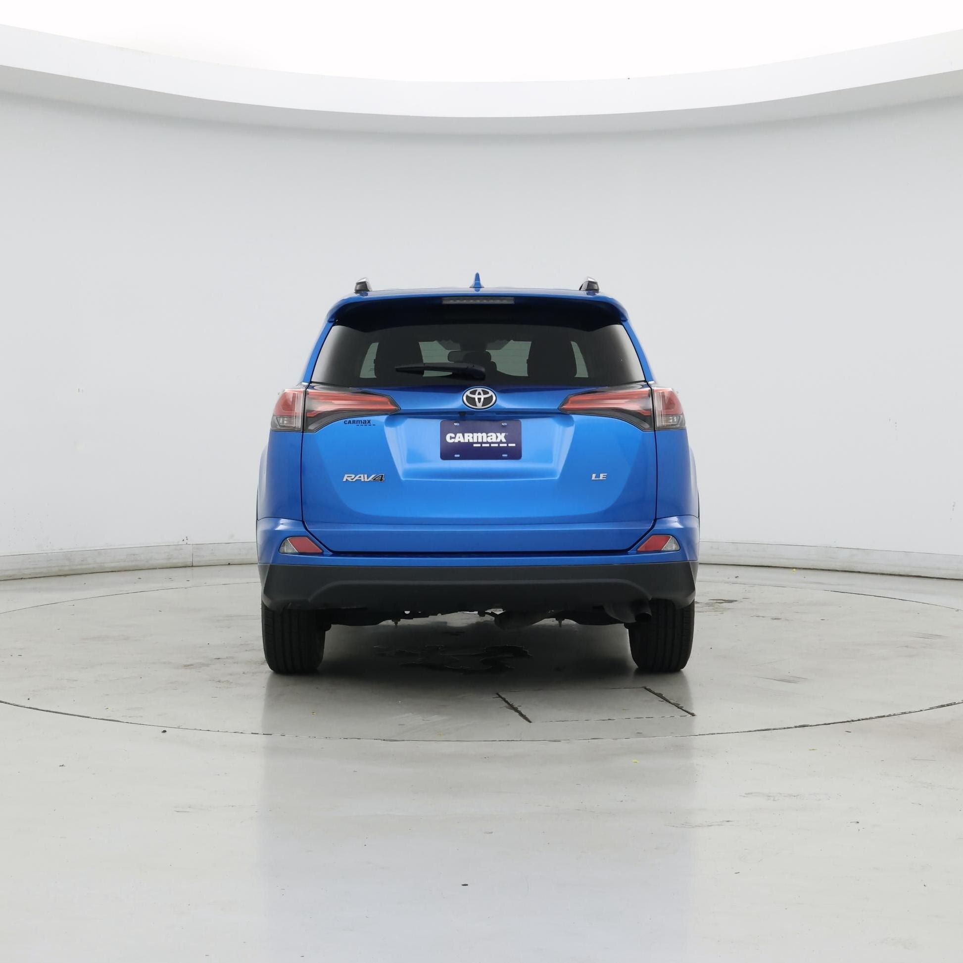 Thumbnail: 2018 Toyota RAV4 - 6