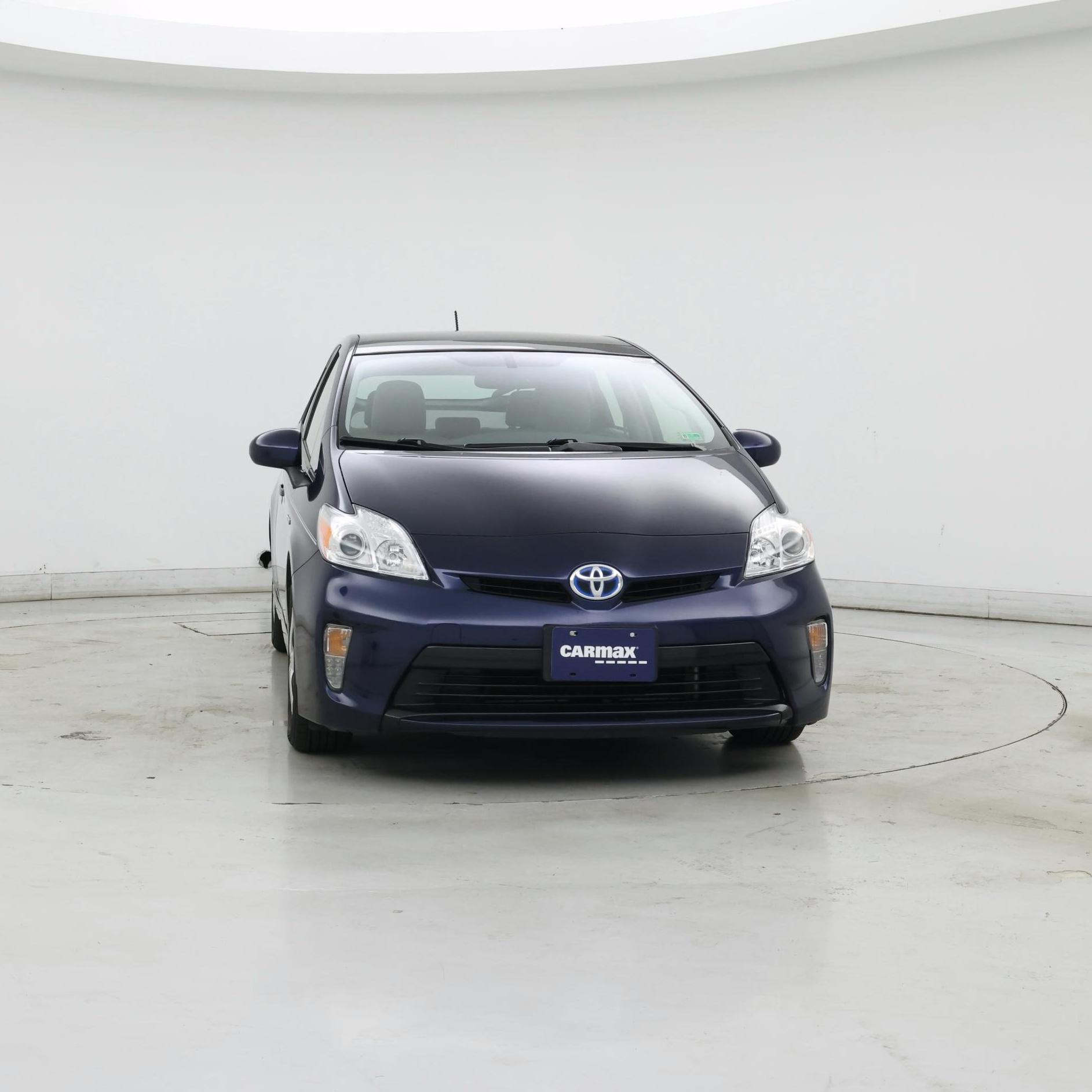 Thumbnail: 2015 Toyota Prius - 5