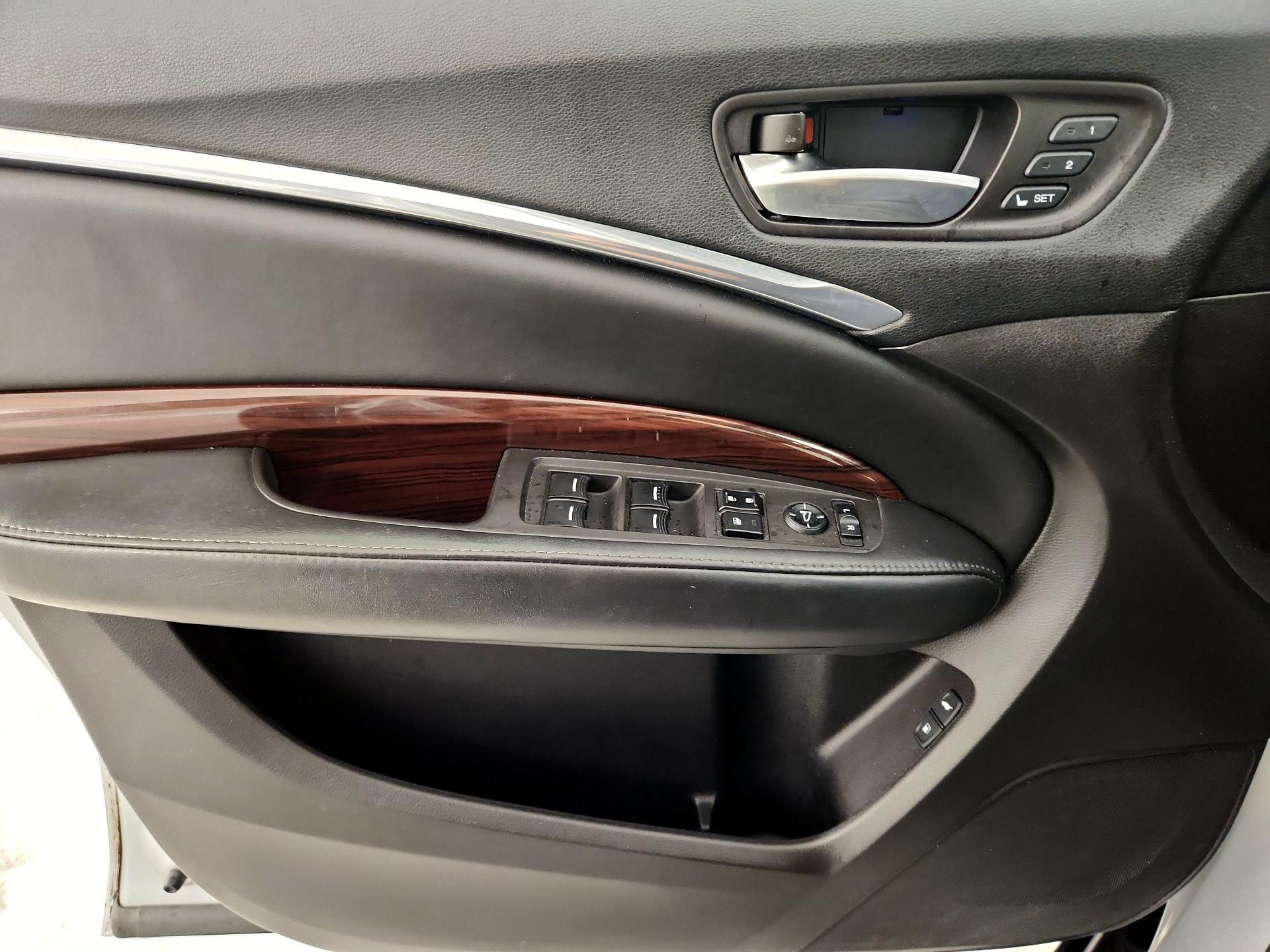 Thumbnail: 2015 Acura MDX - 12