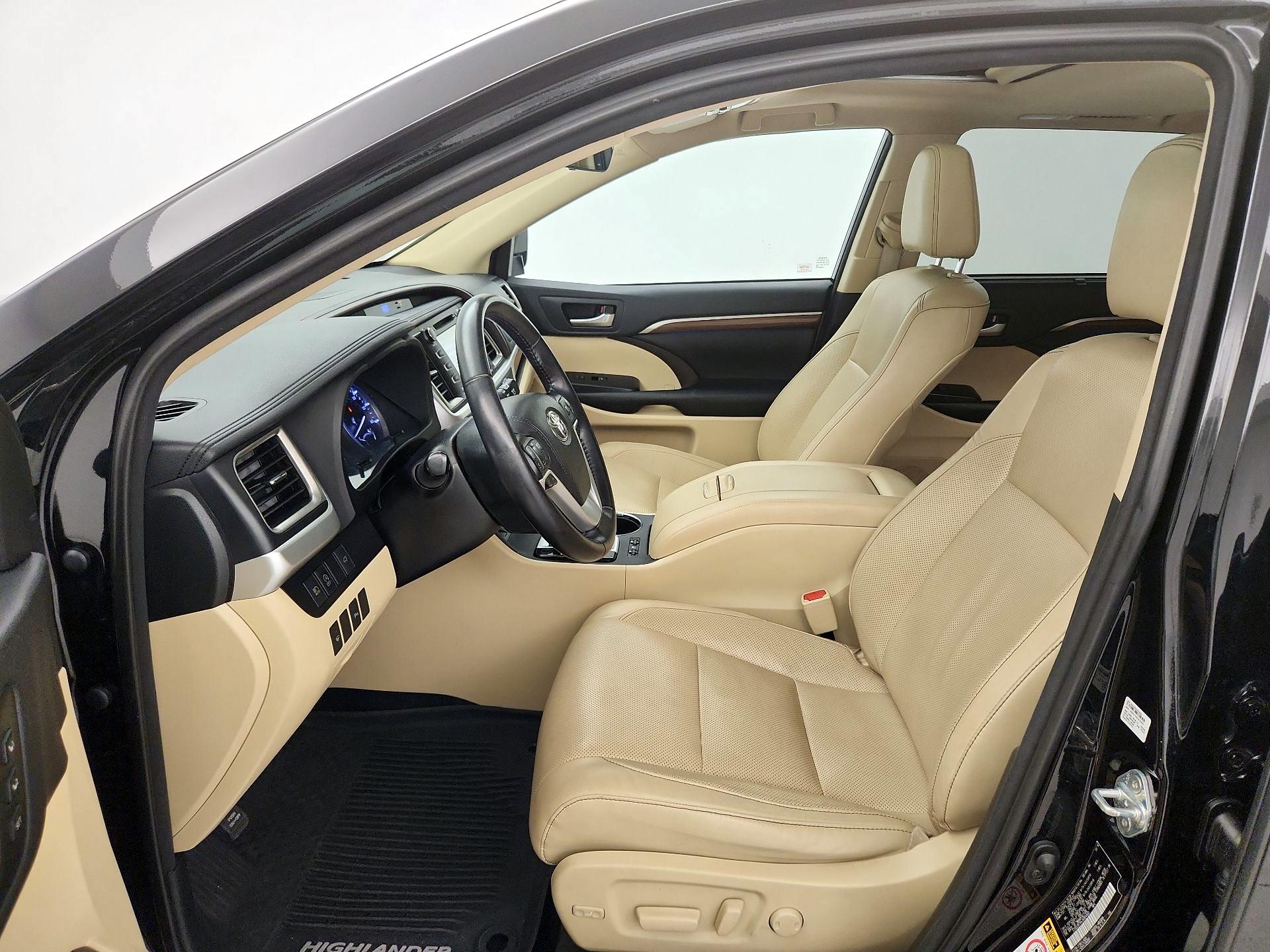 Thumbnail: 2018 Toyota Highlander - 11