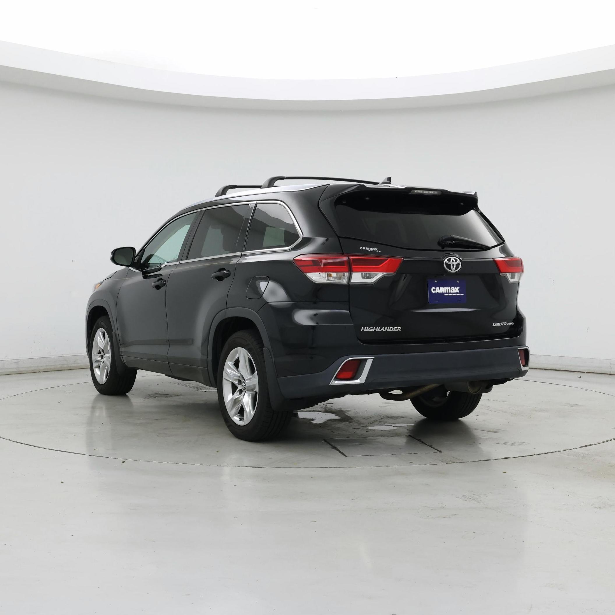 Thumbnail: 2018 Toyota Highlander - 2
